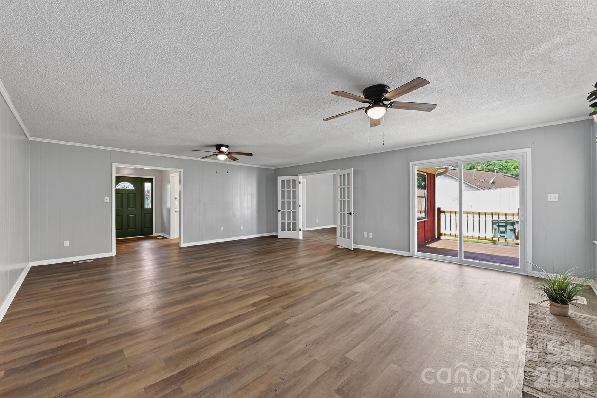 1620 Windyrush Lane Property Photo 8