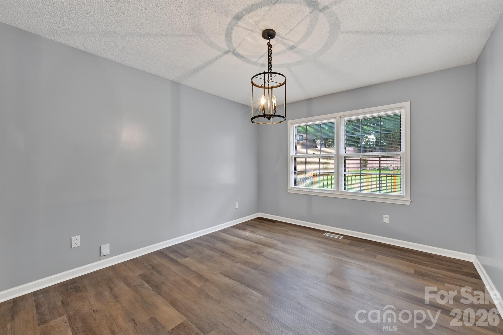 1620 Windyrush Lane Property Photo 10