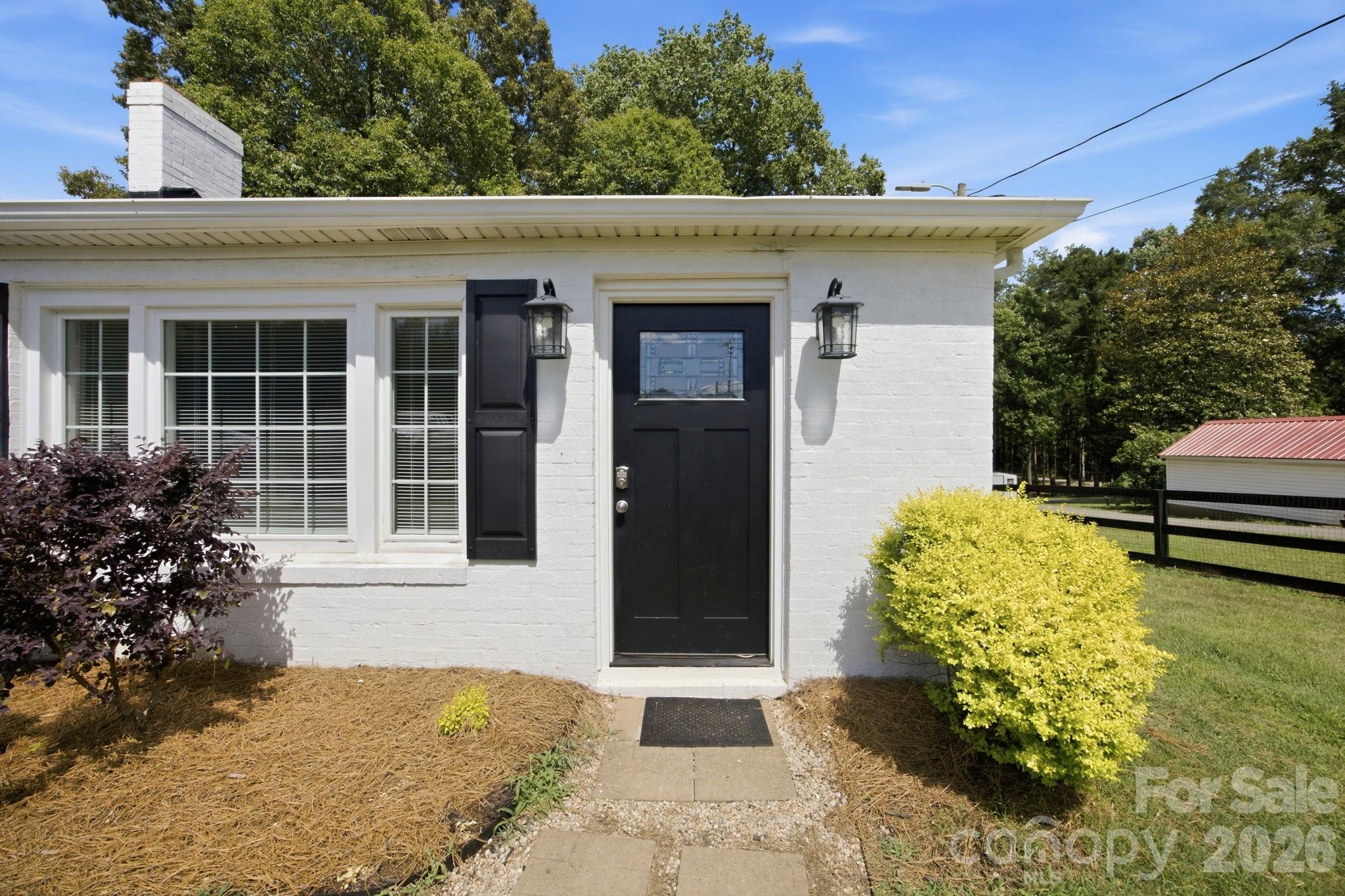 2693 Salem Church Road Property Photo 5