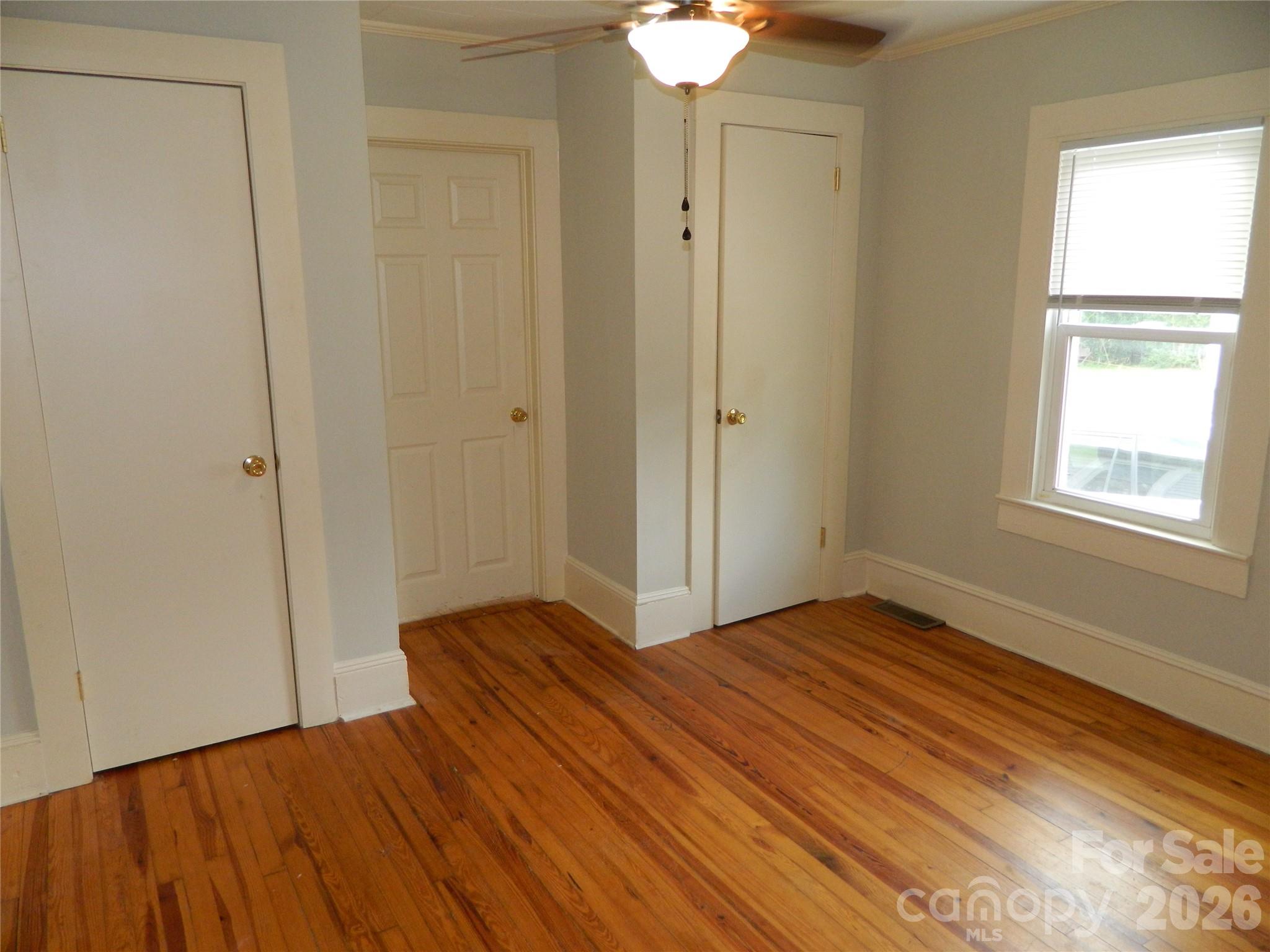 129 Edgebrook Place Property Photo 14