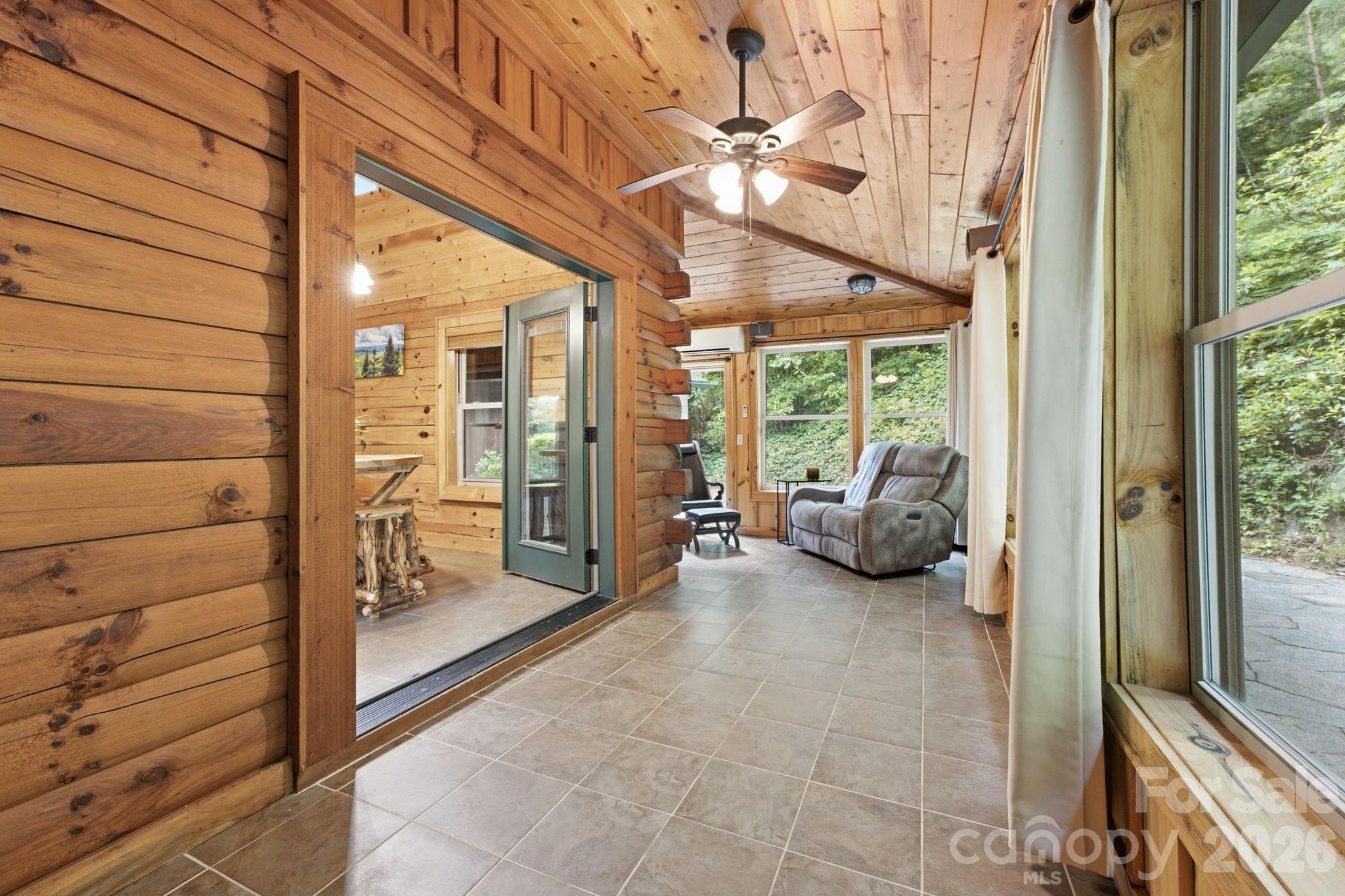1026 High Top Mountain Road Property Photo 10