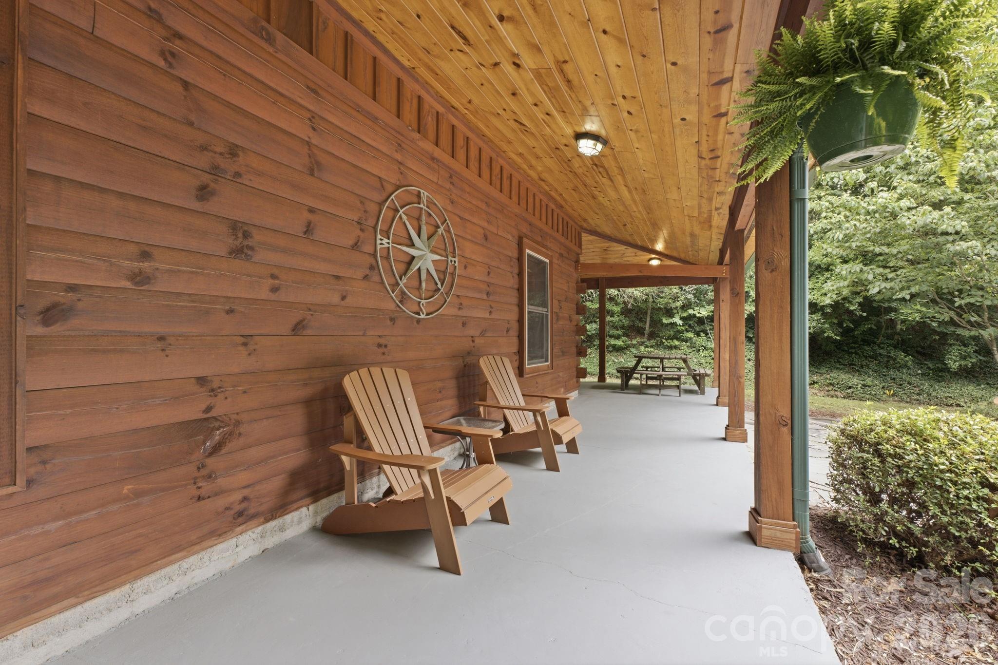1026 High Top Mountain Road Property Photo 11