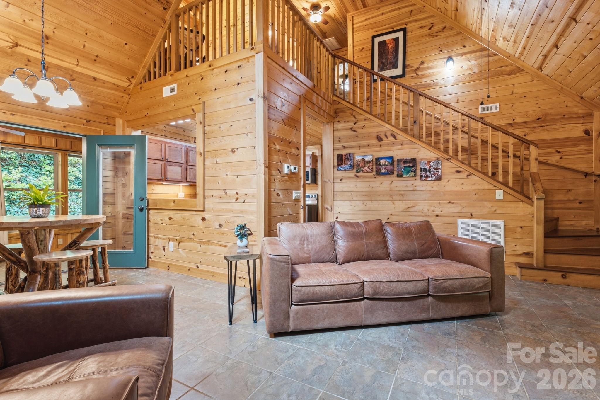 1026 High Top Mountain Road Property Photo 12