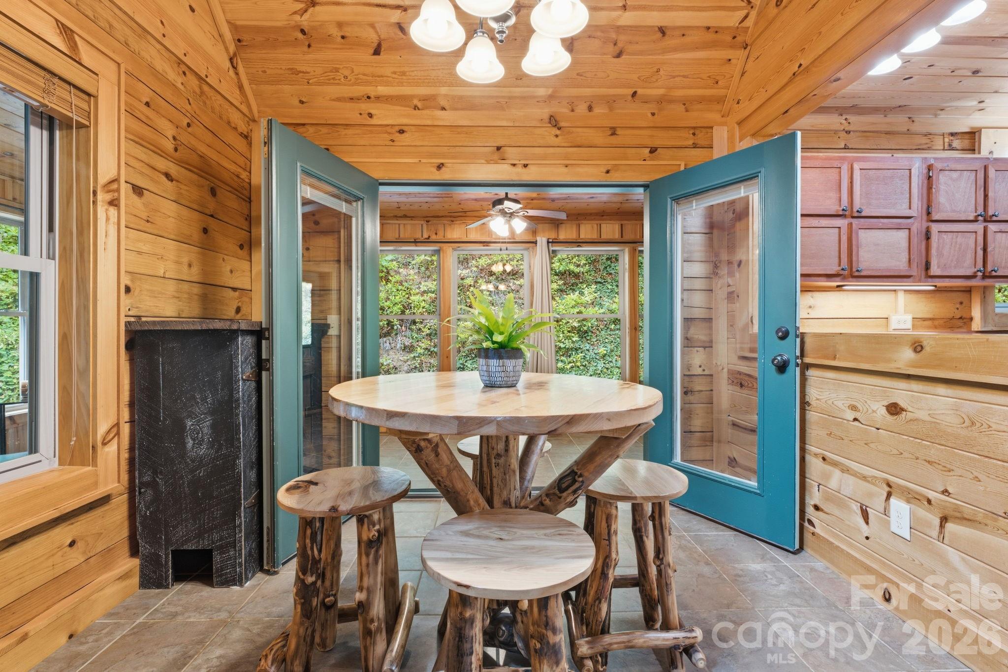 1026 High Top Mountain Road Property Photo 18