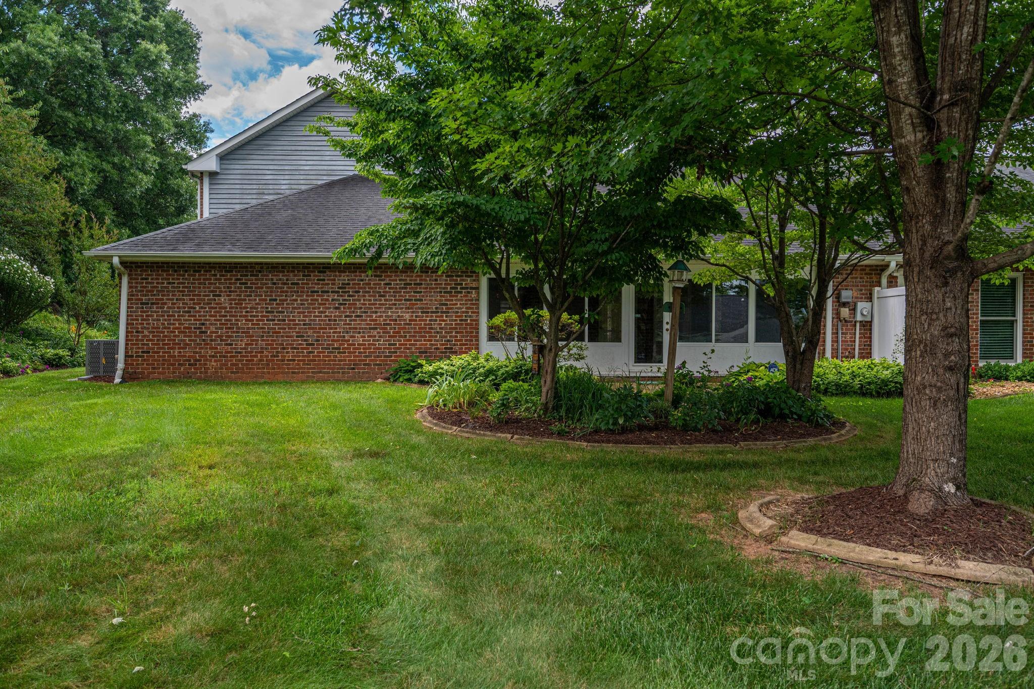 112 Mooreland Drive Property Photo 6