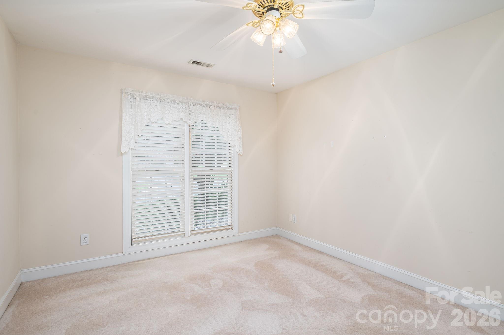 112 Mooreland Drive Property Photo 30