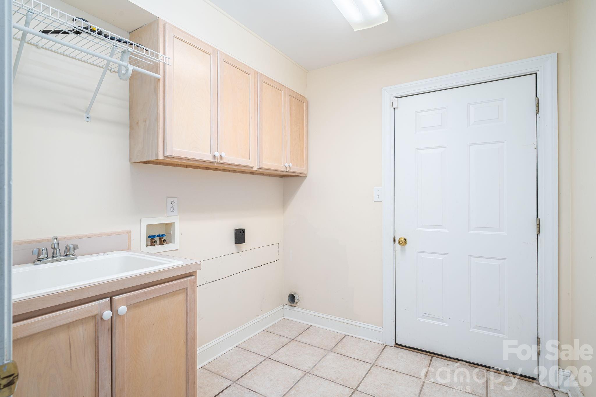 112 Mooreland Drive Property Photo 37