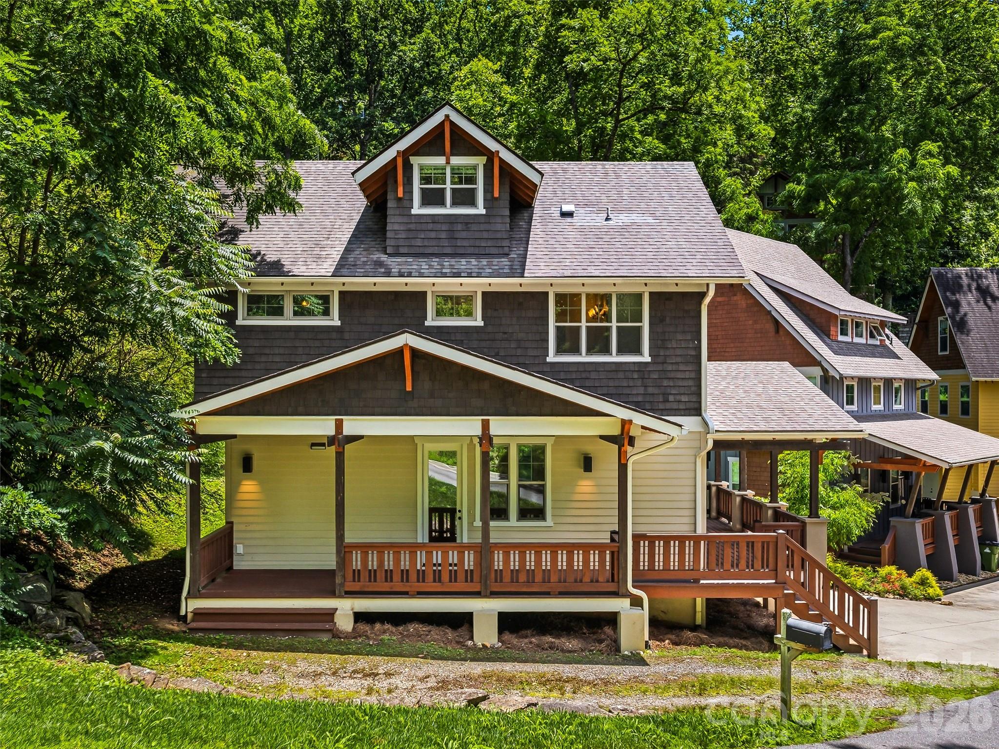 25 Shady Park Lane Property Photo 3