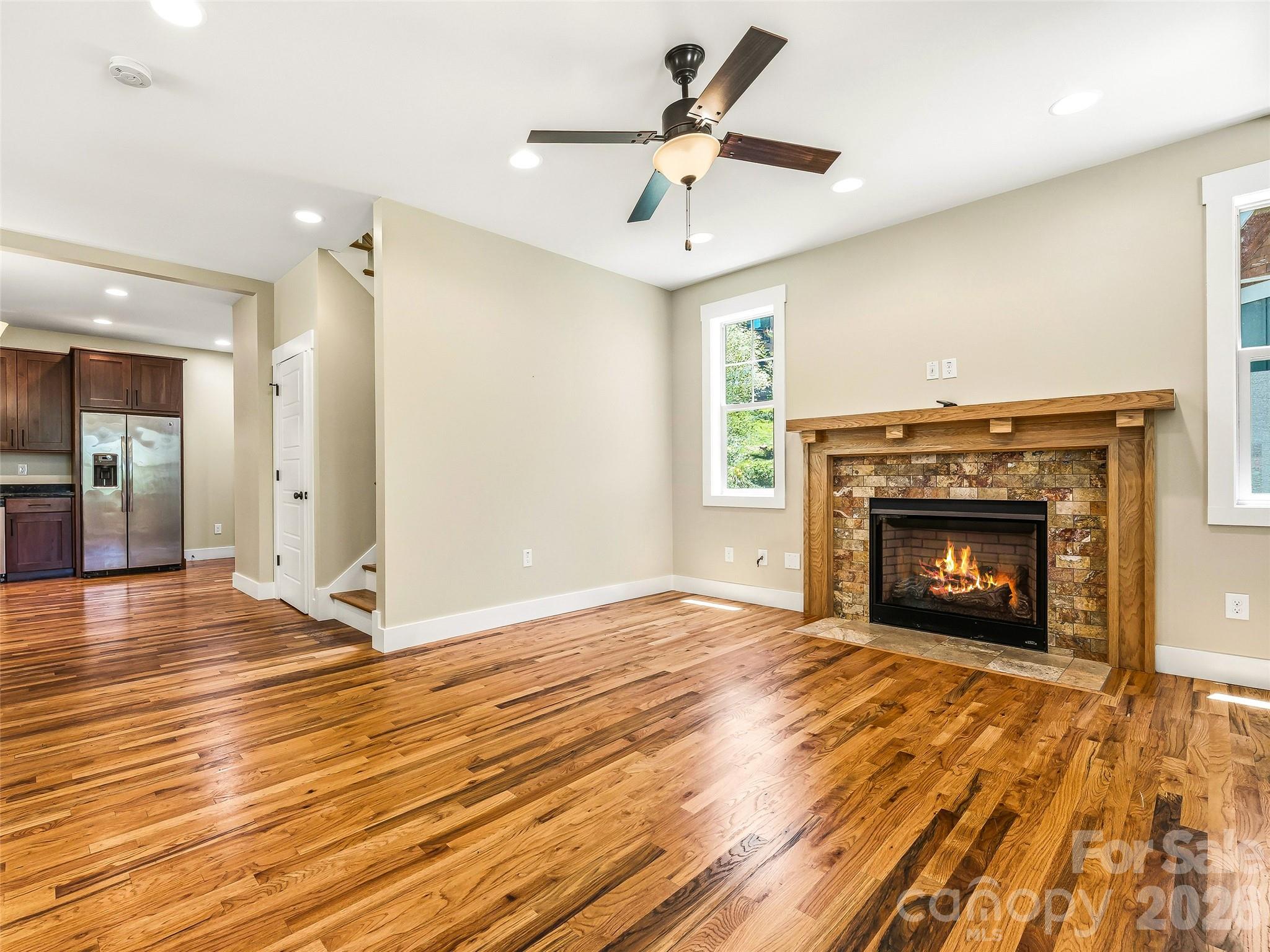 25 Shady Park Lane Property Photo 10