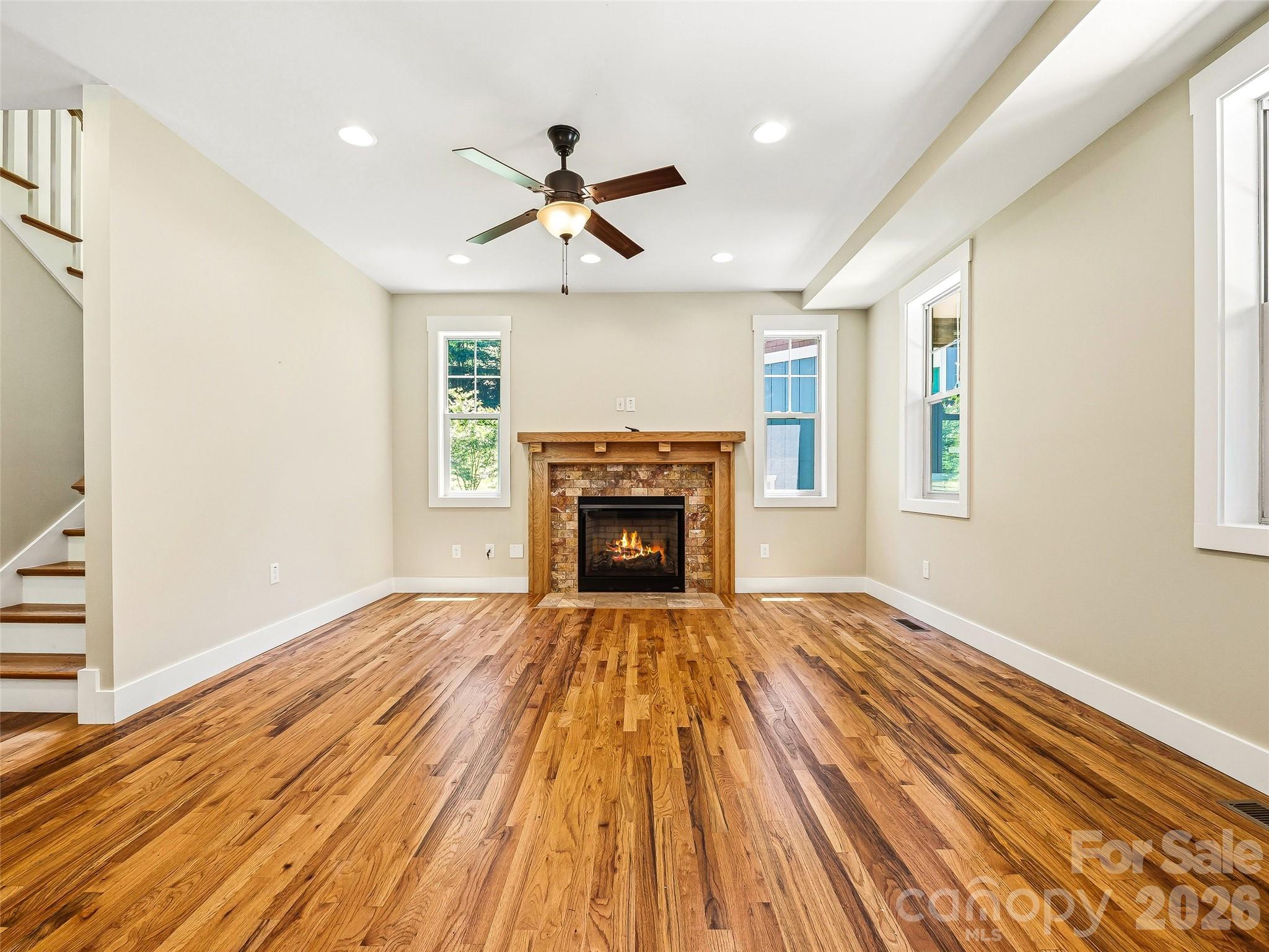 25 Shady Park Lane Property Photo 13