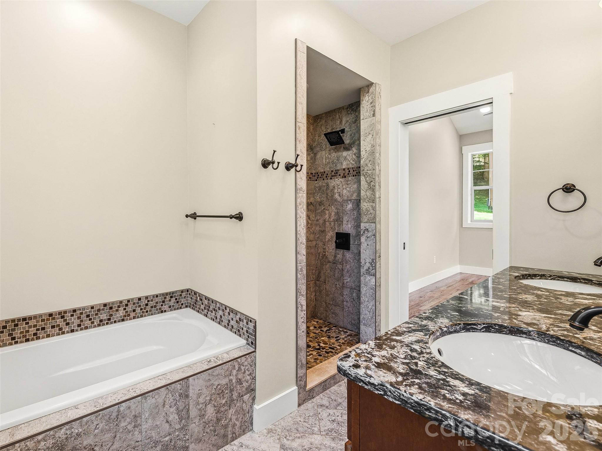 25 Shady Park Lane Property Photo 31