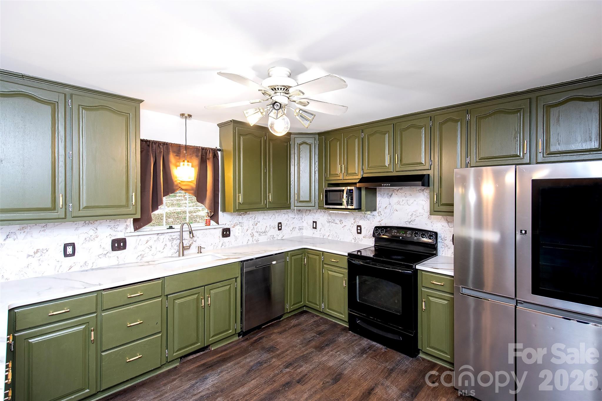 8327 Loma Linda Lane Property Photo 6