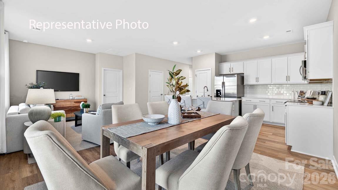 1247 Lavender Drive Property Photo 8