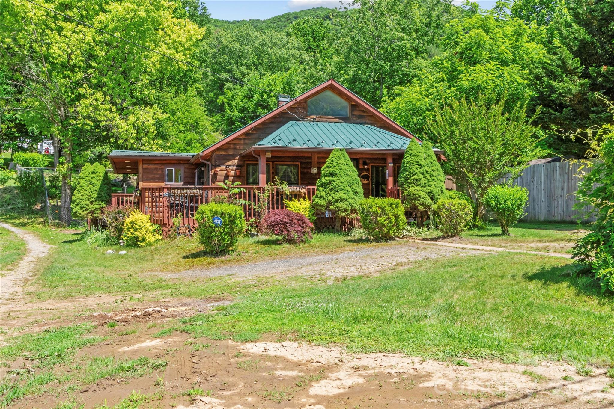 30 Clover Lane Property Photo 1