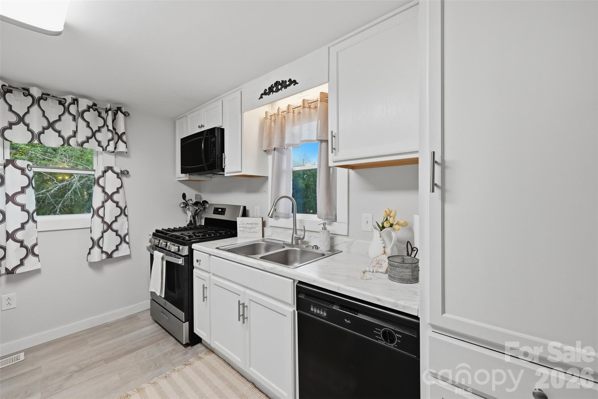 32 W Highland Avenue Property Photo 14