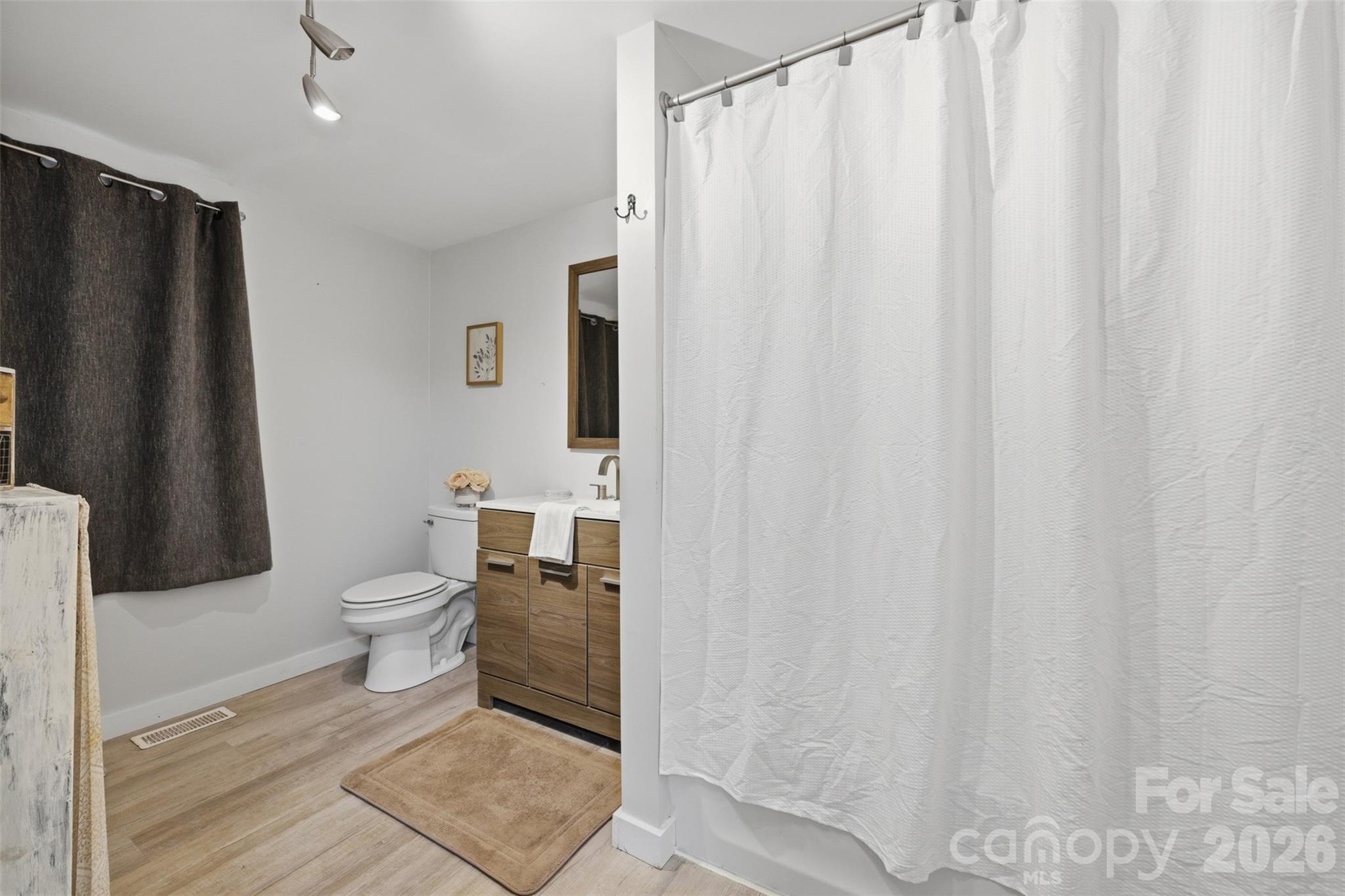 32 W Highland Avenue Property Photo 23