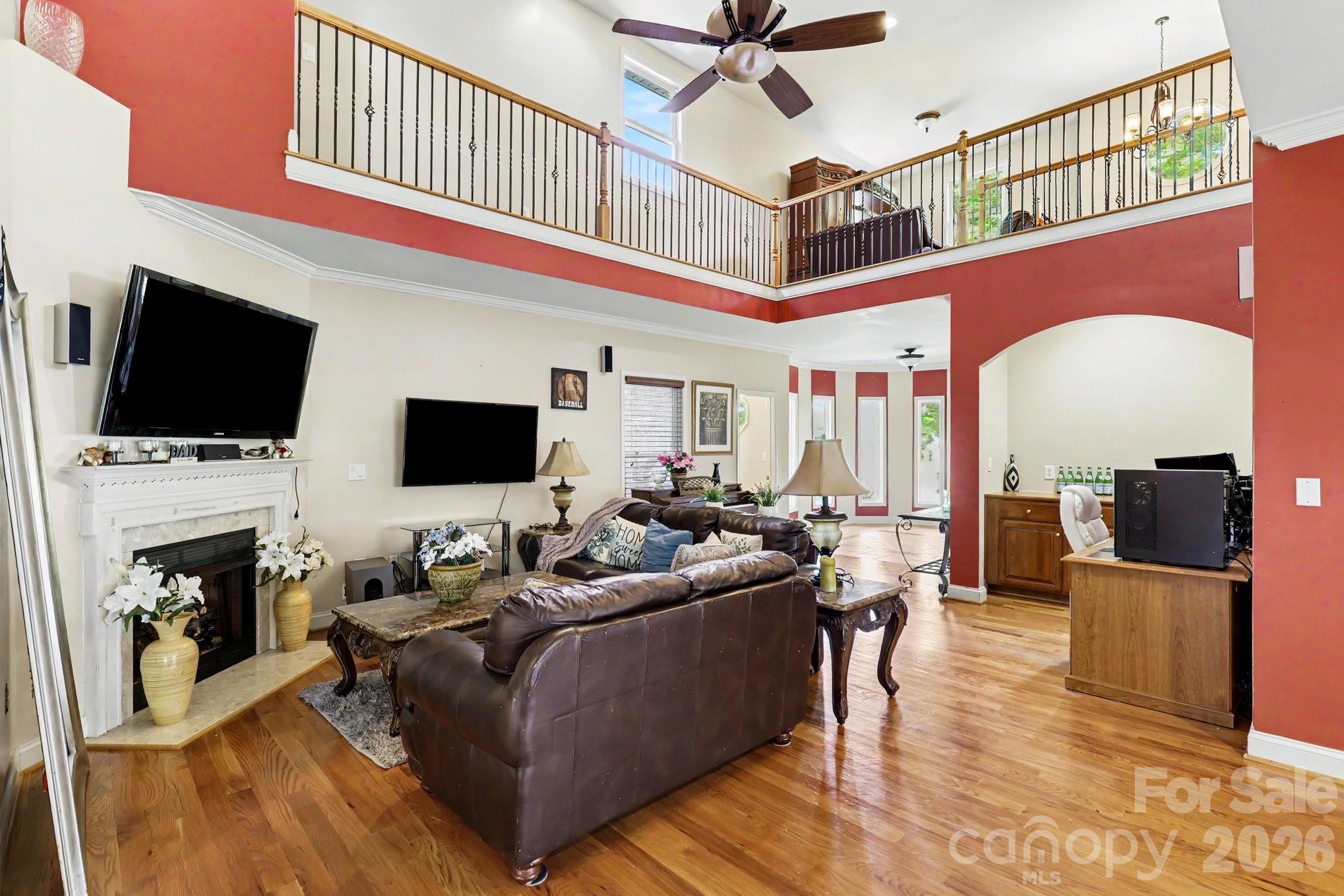 10130 Fairlea Drive Property Photo 10