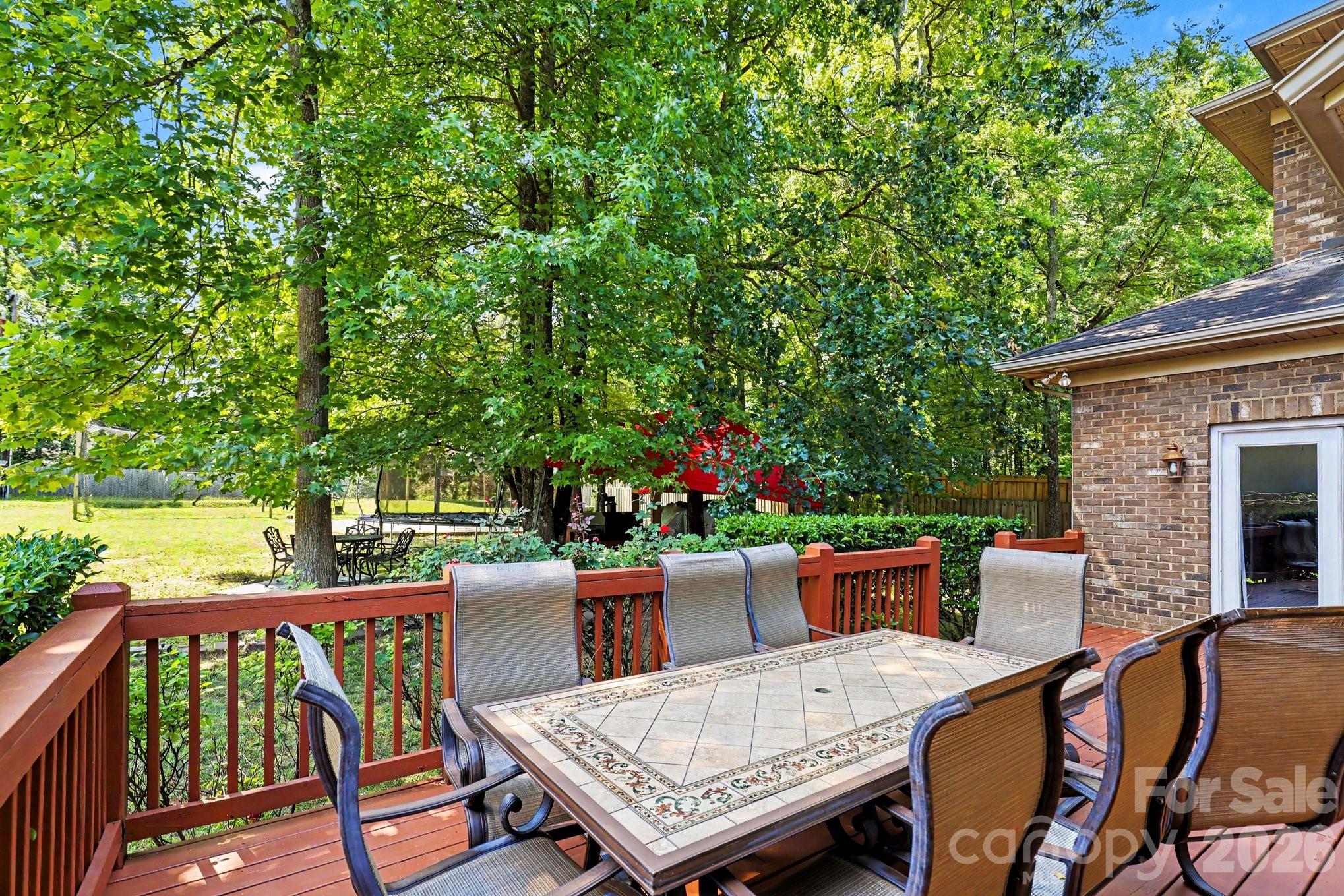 10130 Fairlea Drive Property Photo 36