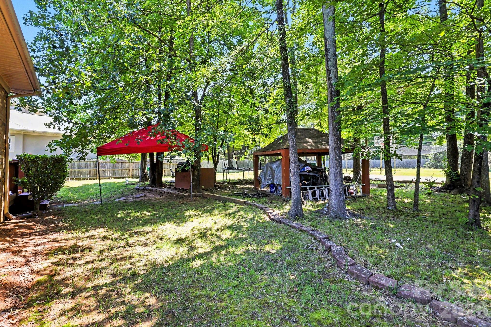 10130 Fairlea Drive Property Photo 41