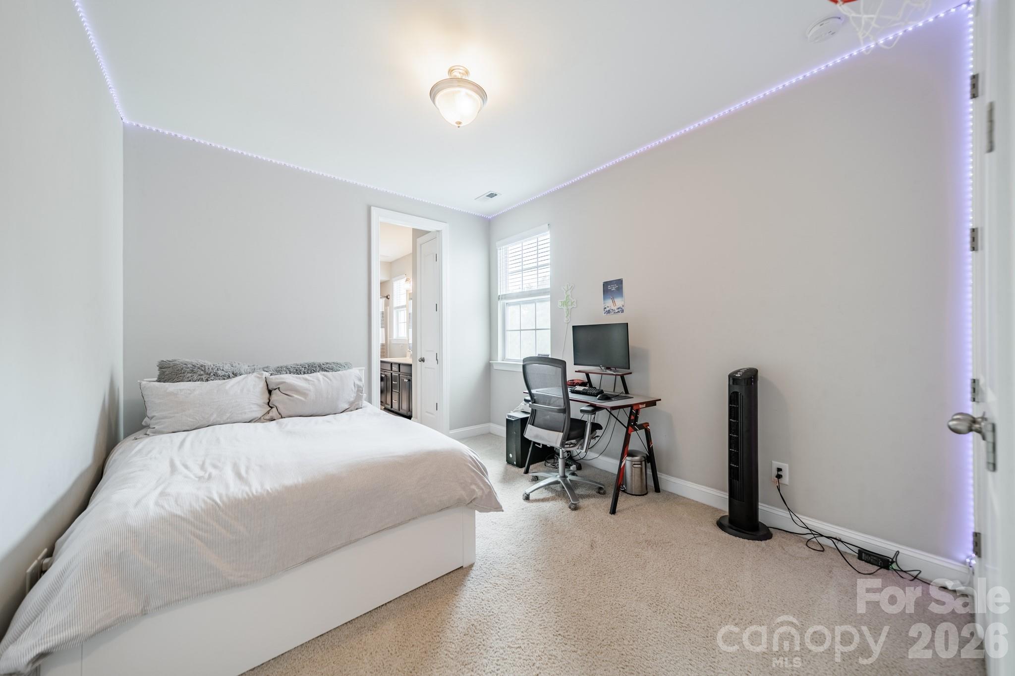205 Somerled Way Property Photo 32