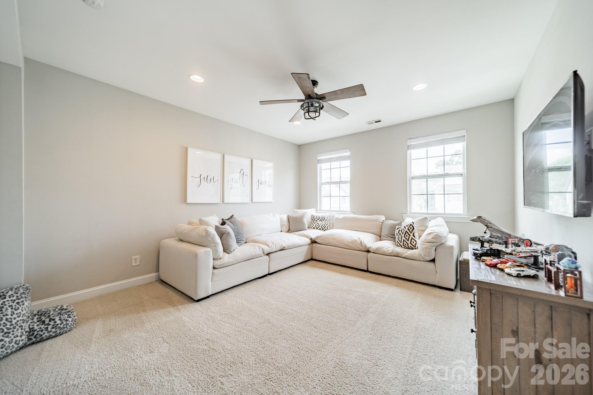 205 Somerled Way Property Photo 35