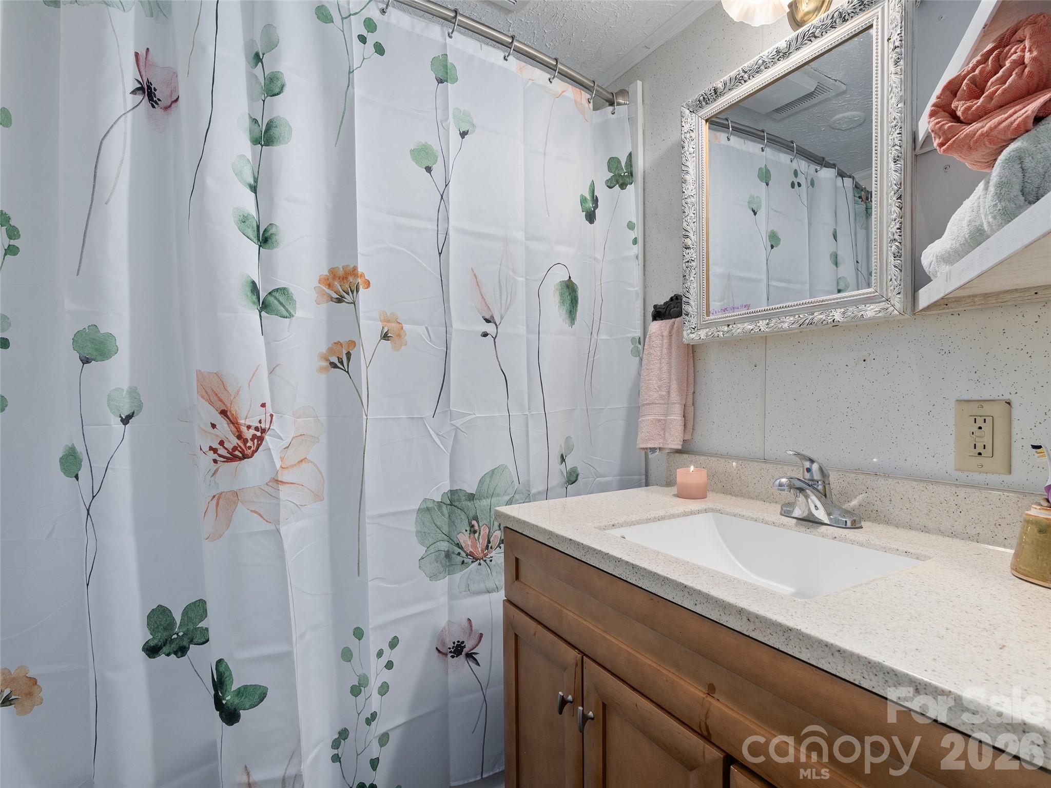 15 Craig Circle Property Photo 32