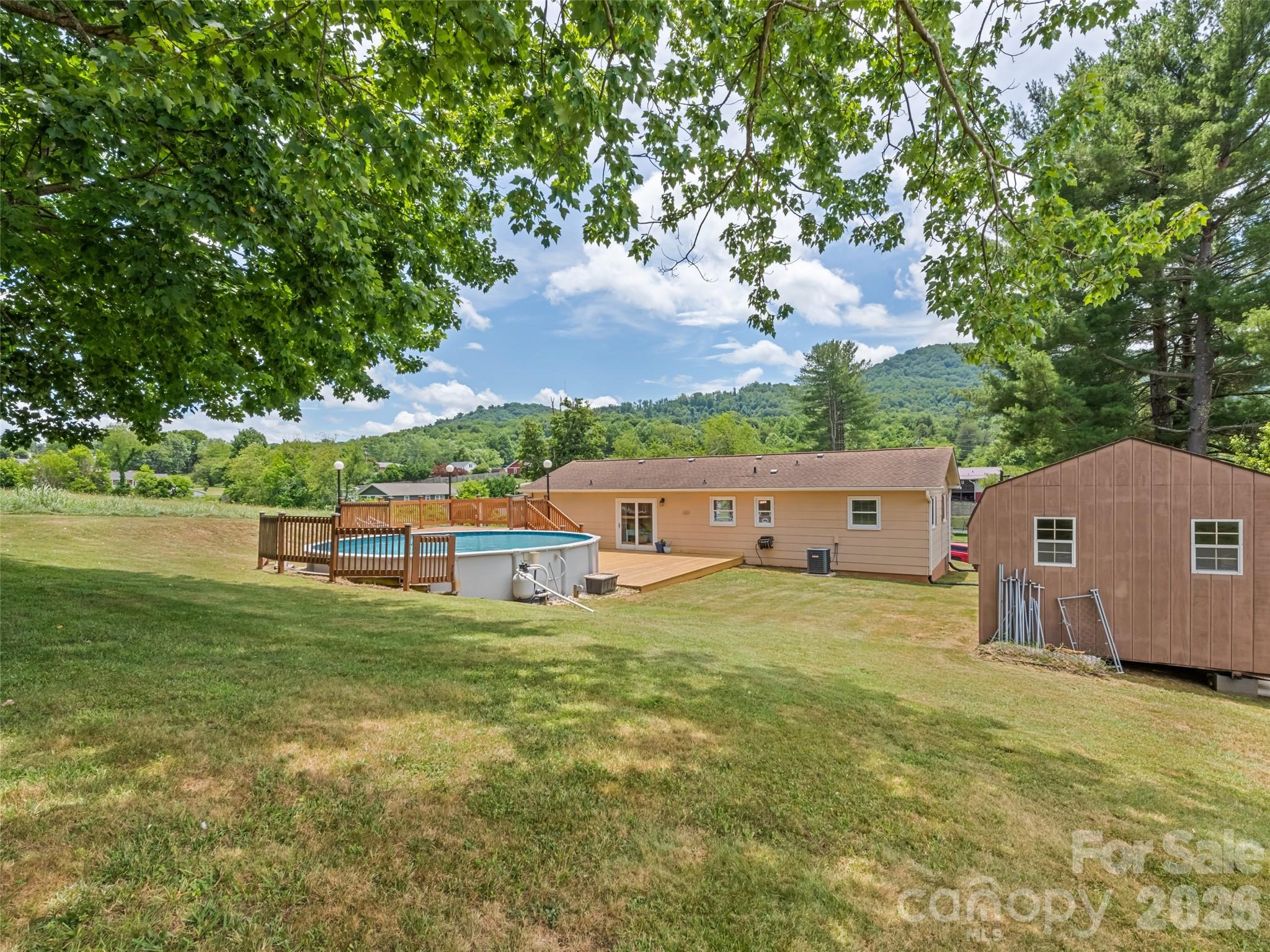 111 Keith Street Property Photo 4