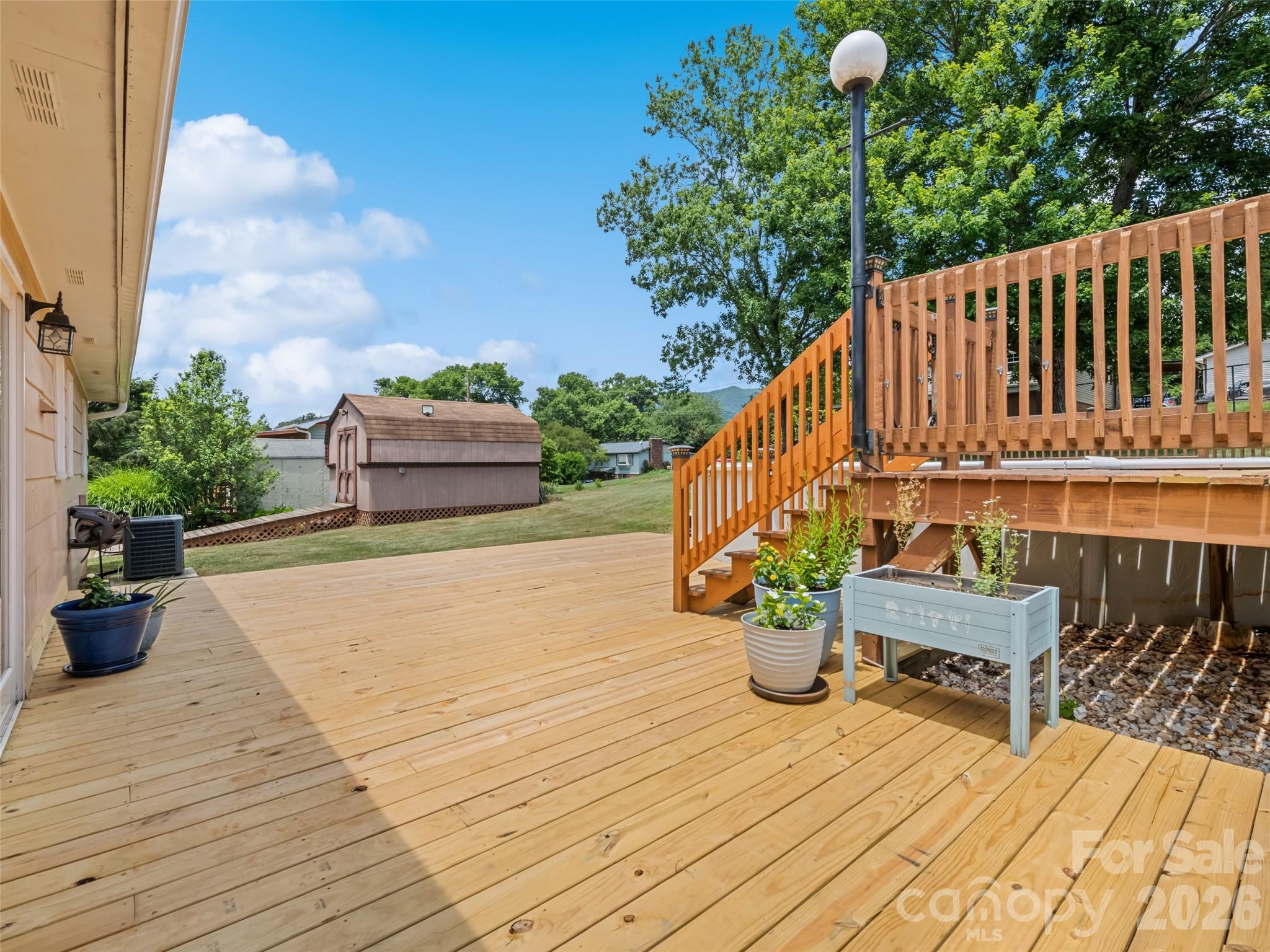 111 Keith Street Property Photo 6