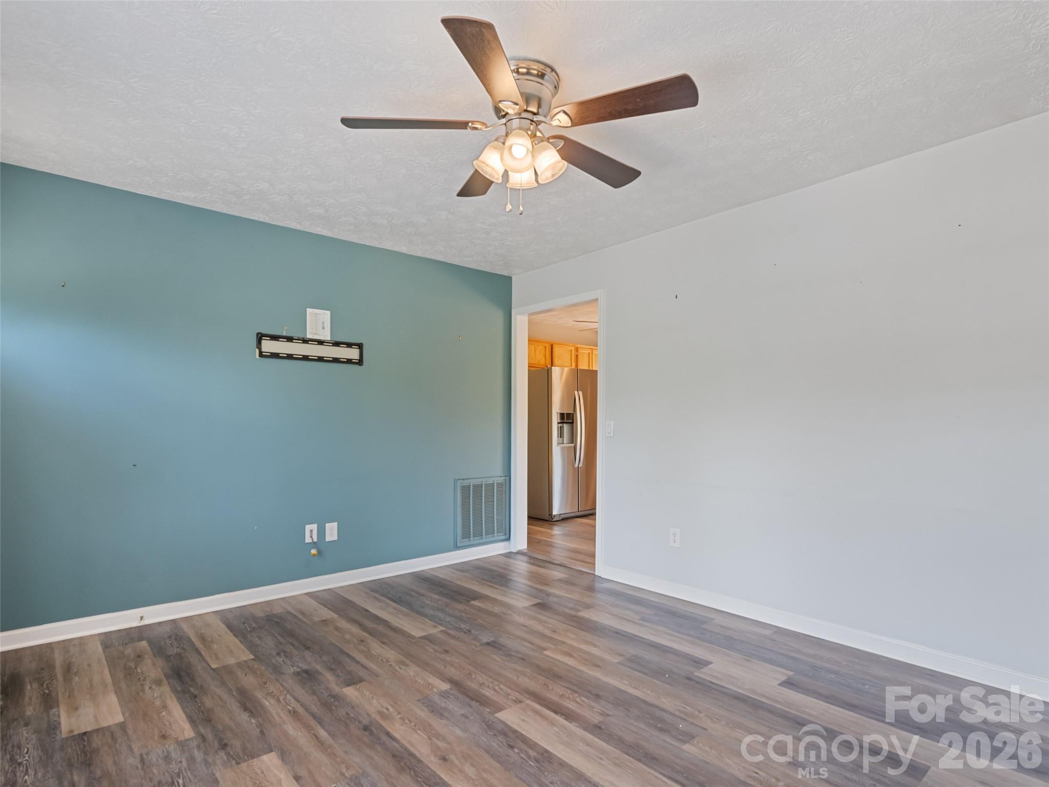 111 Keith Street Property Photo 11