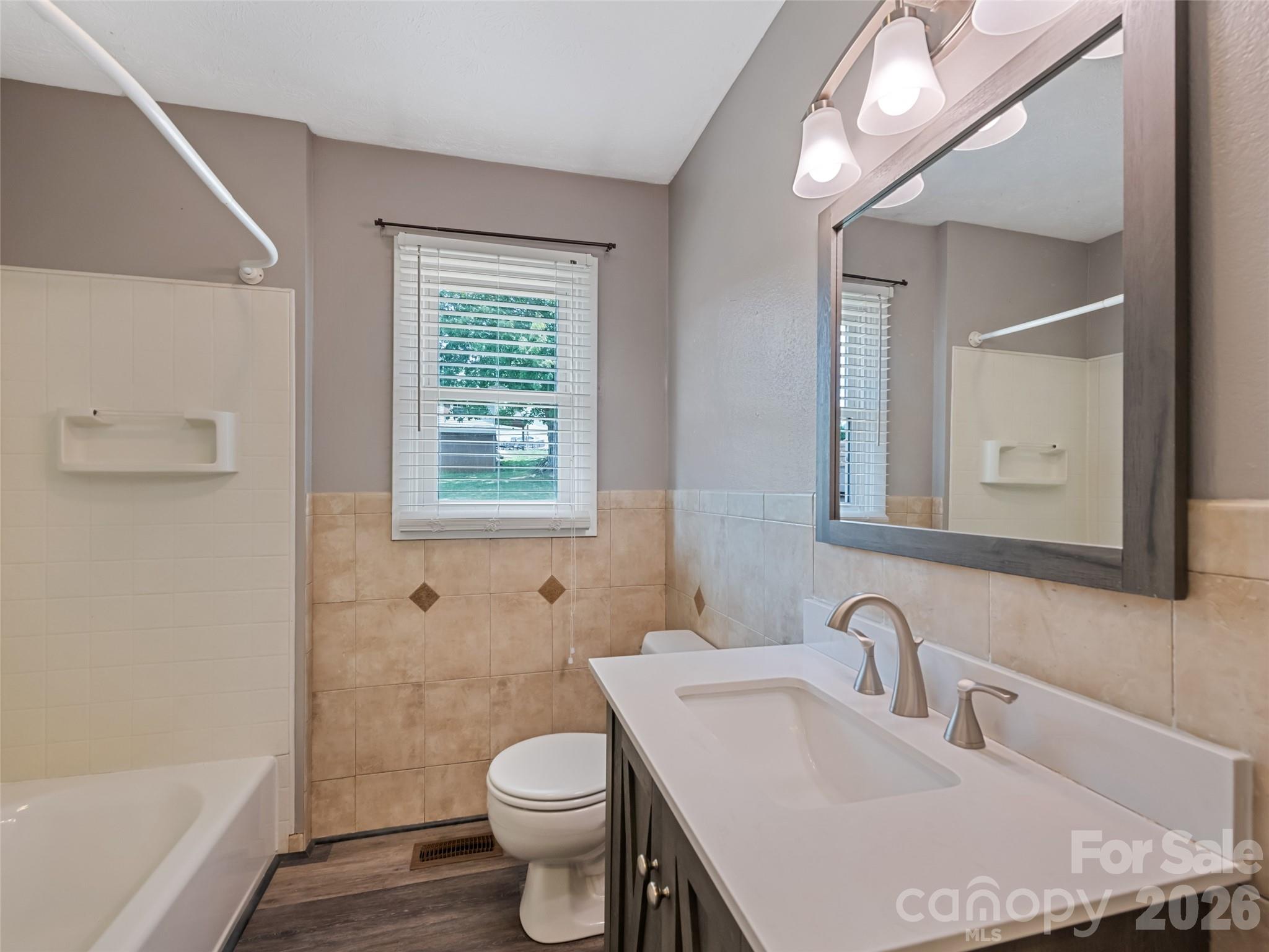111 Keith Street Property Photo 20