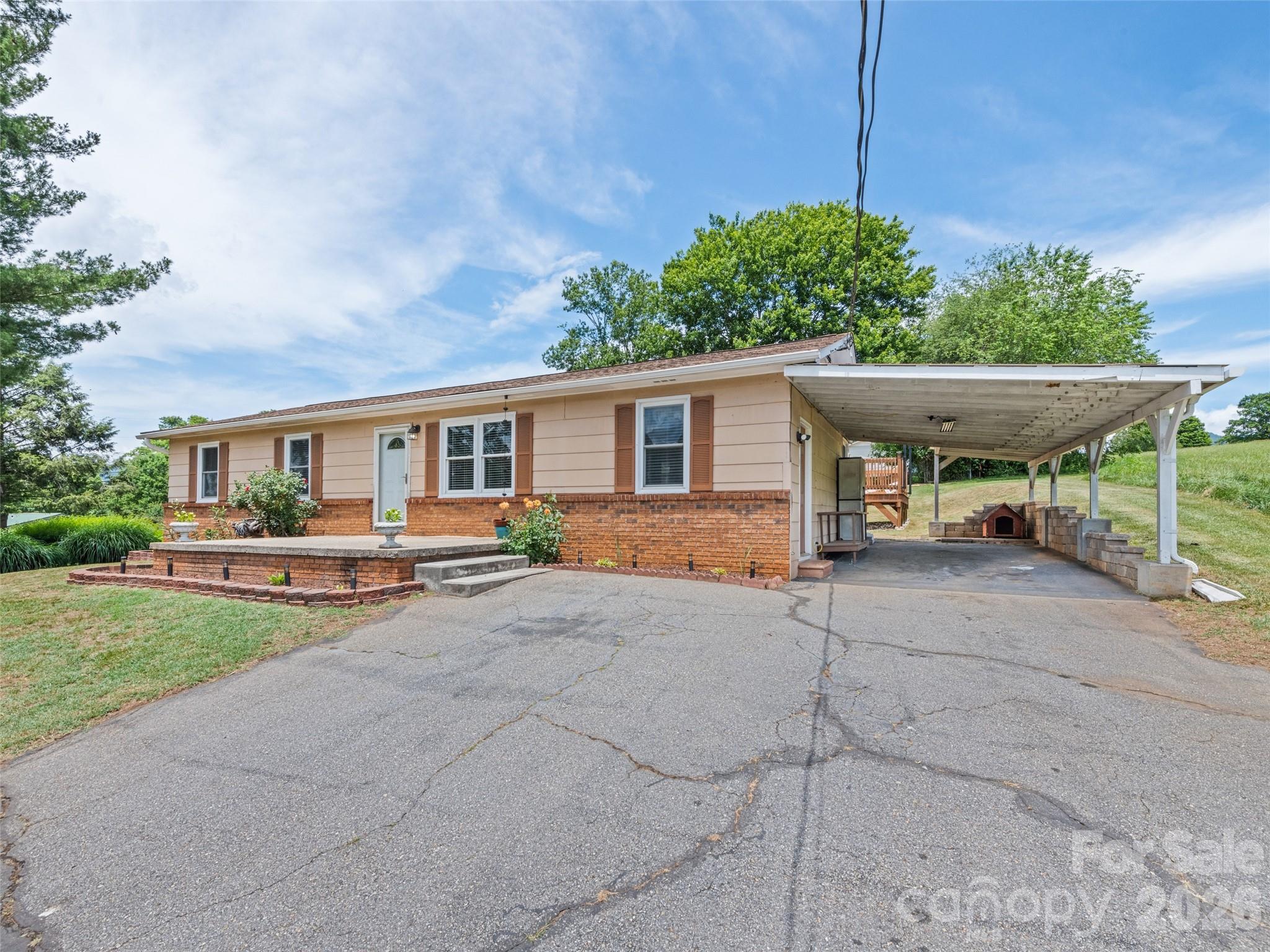 111 Keith Street Property Photo 26