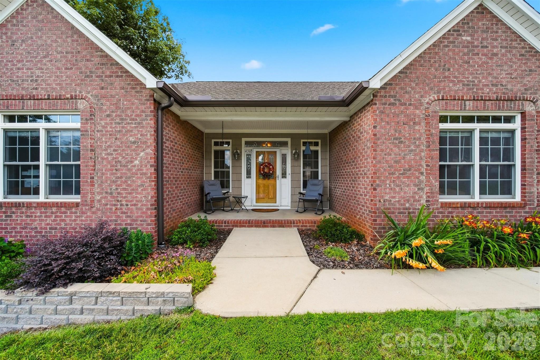 4305 Cottingham Drive Property Photo 2