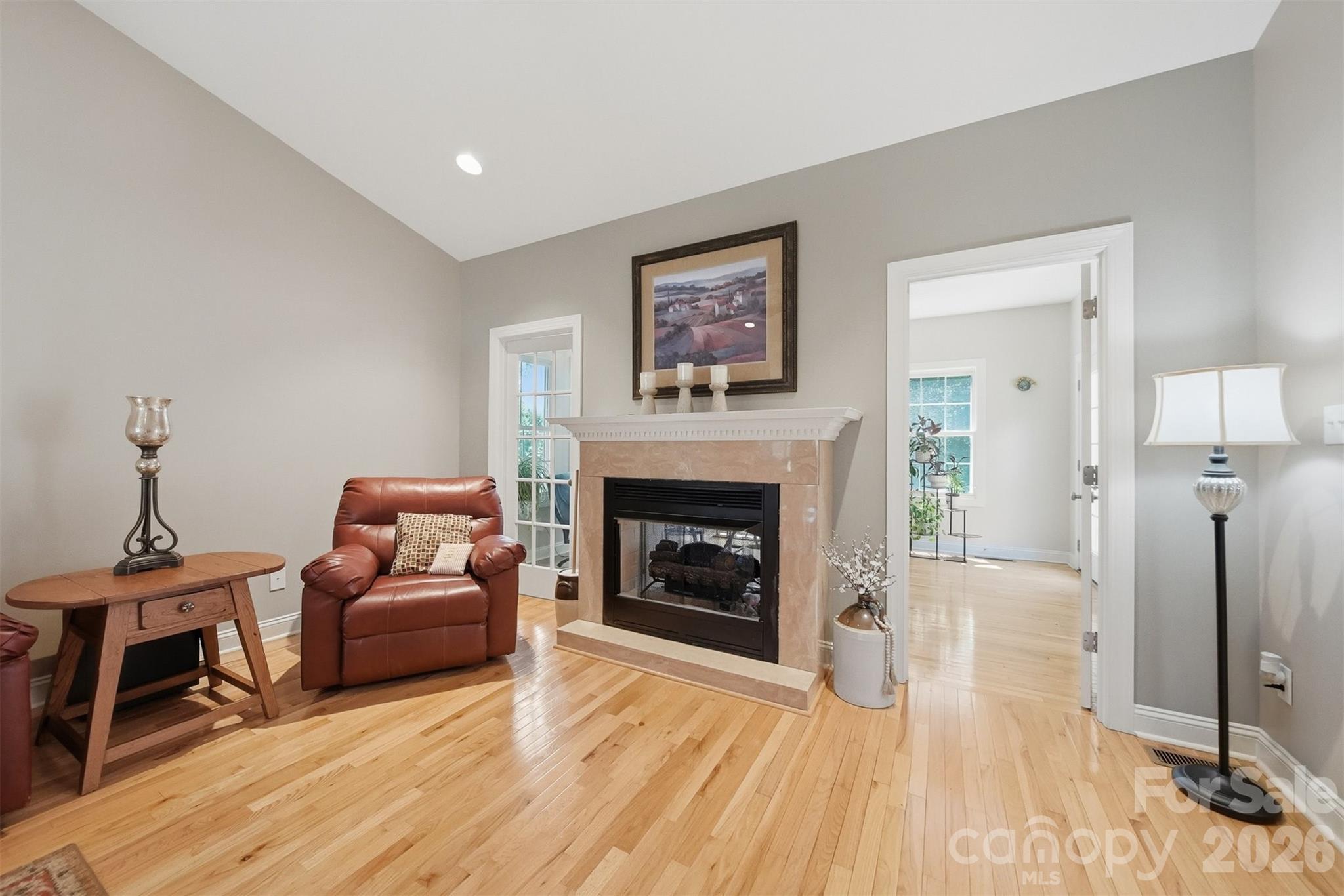 4305 Cottingham Drive Property Photo 6