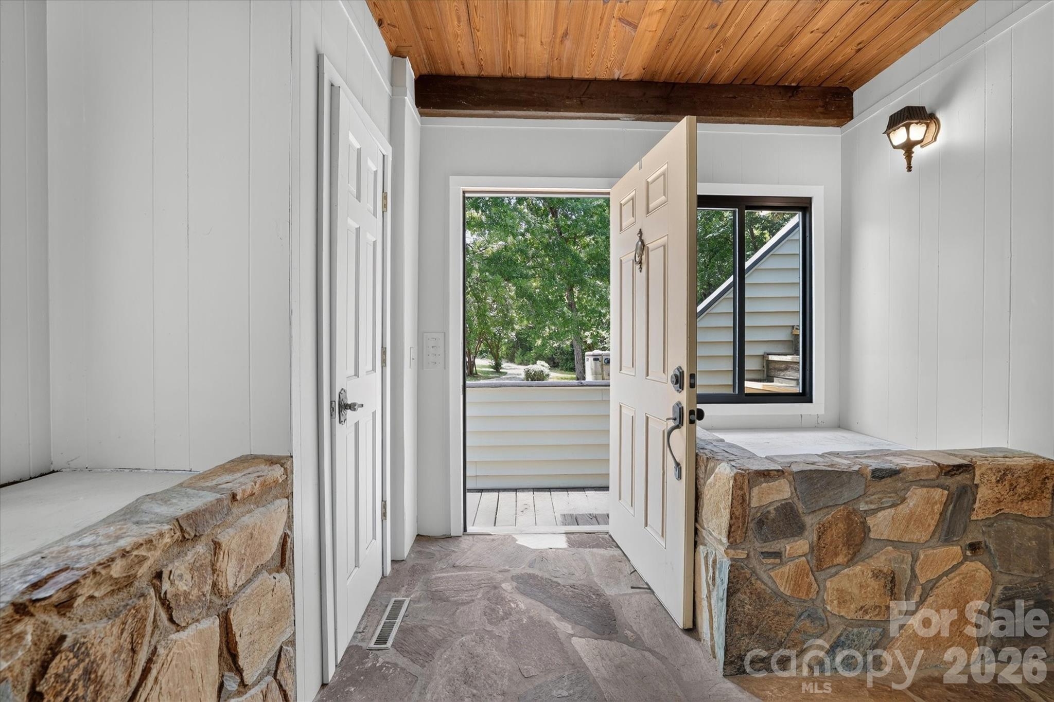25105 Frick Road Property Photo 3