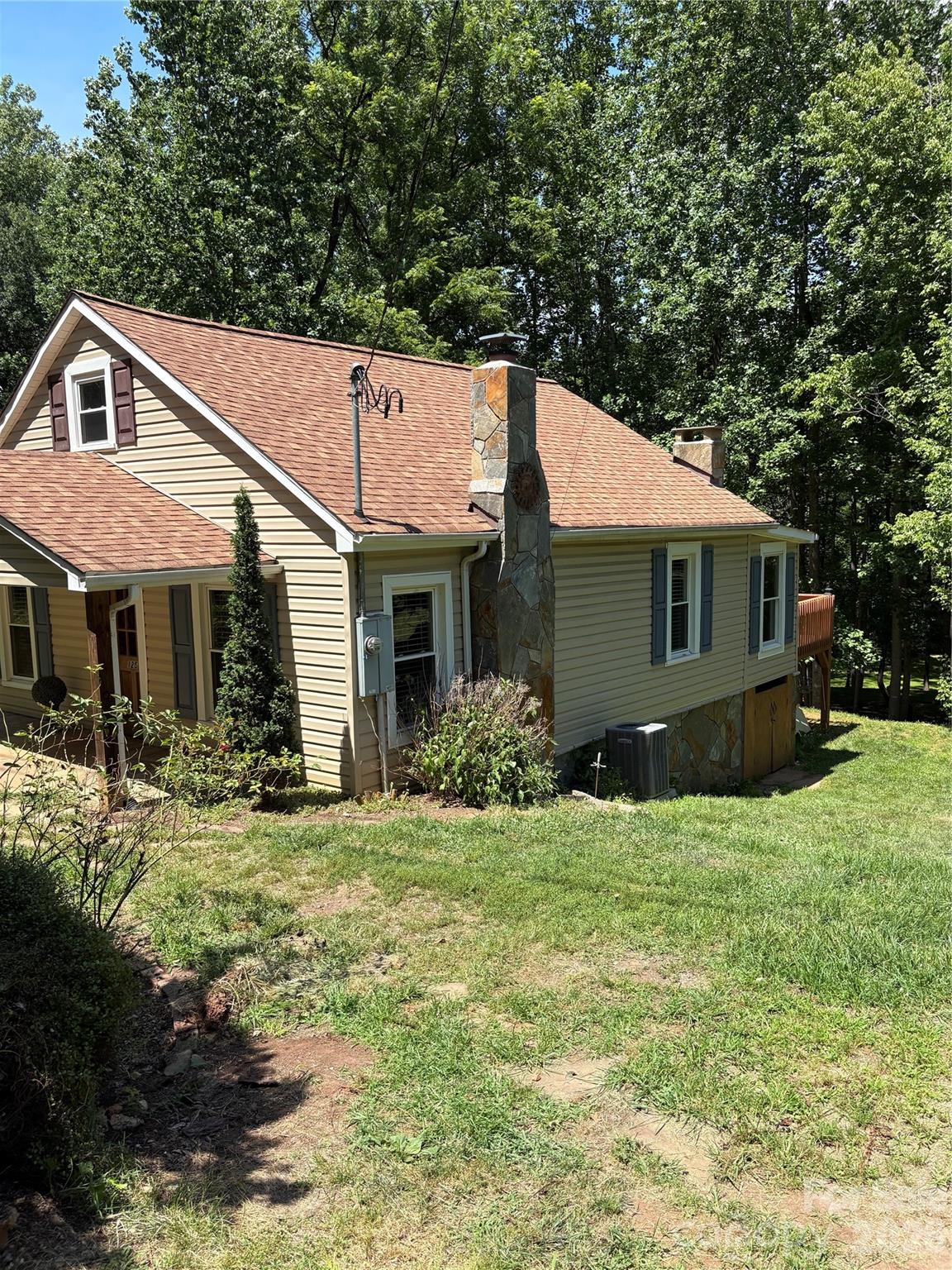 125 Lane Street Property Photo 1