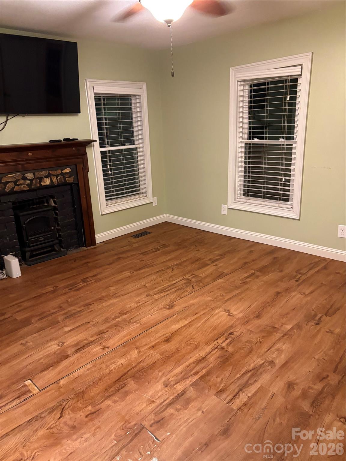 125 Lane Street Property Photo 10