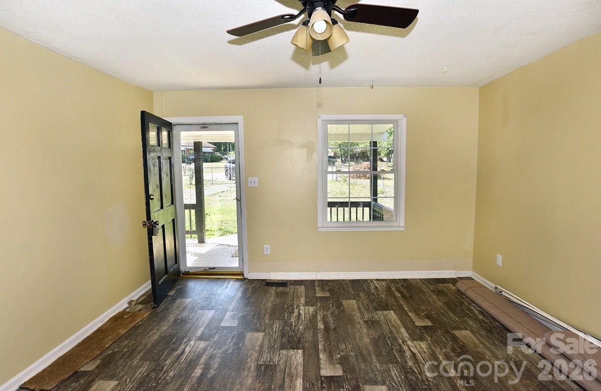 3560 Dogwood Court Property Photo 4