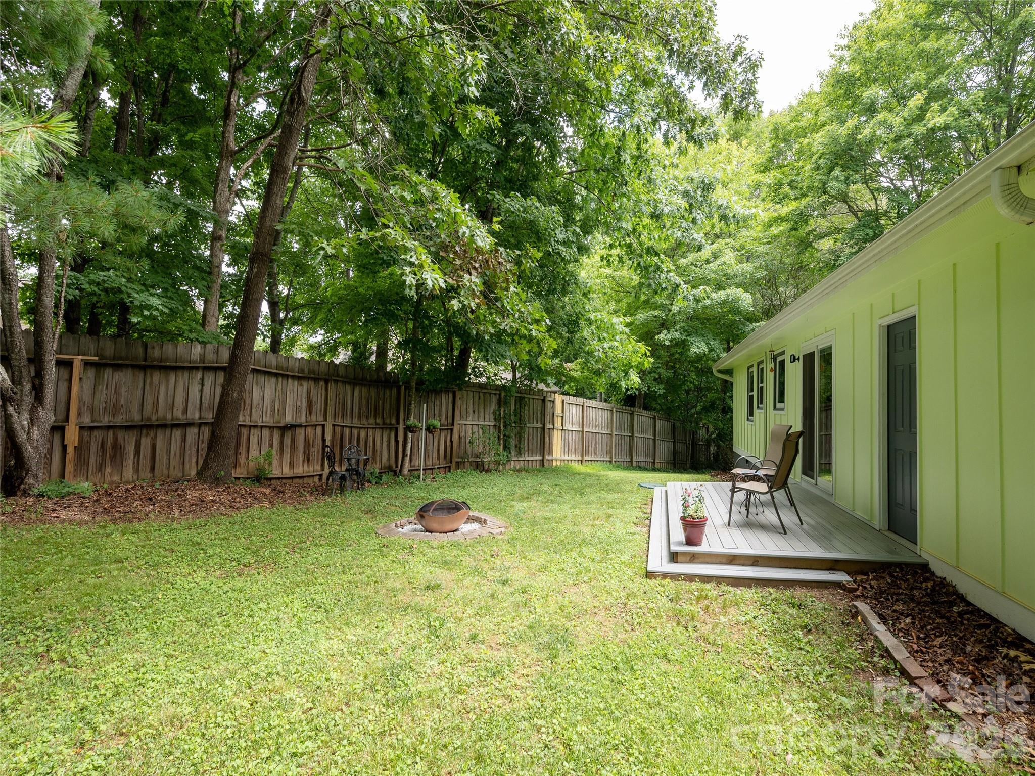 14 Fox Run Place Property Photo 22