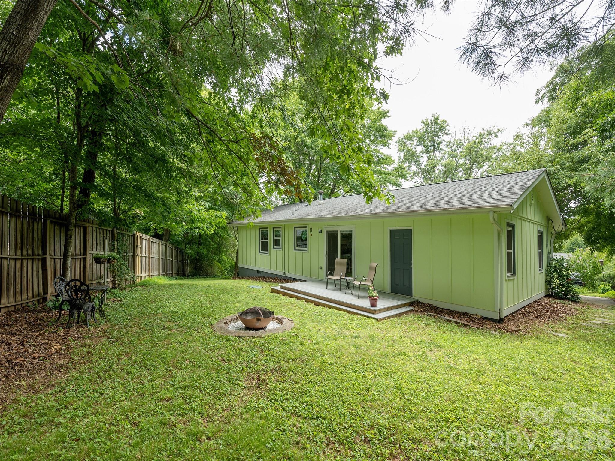 14 Fox Run Place Property Photo 23