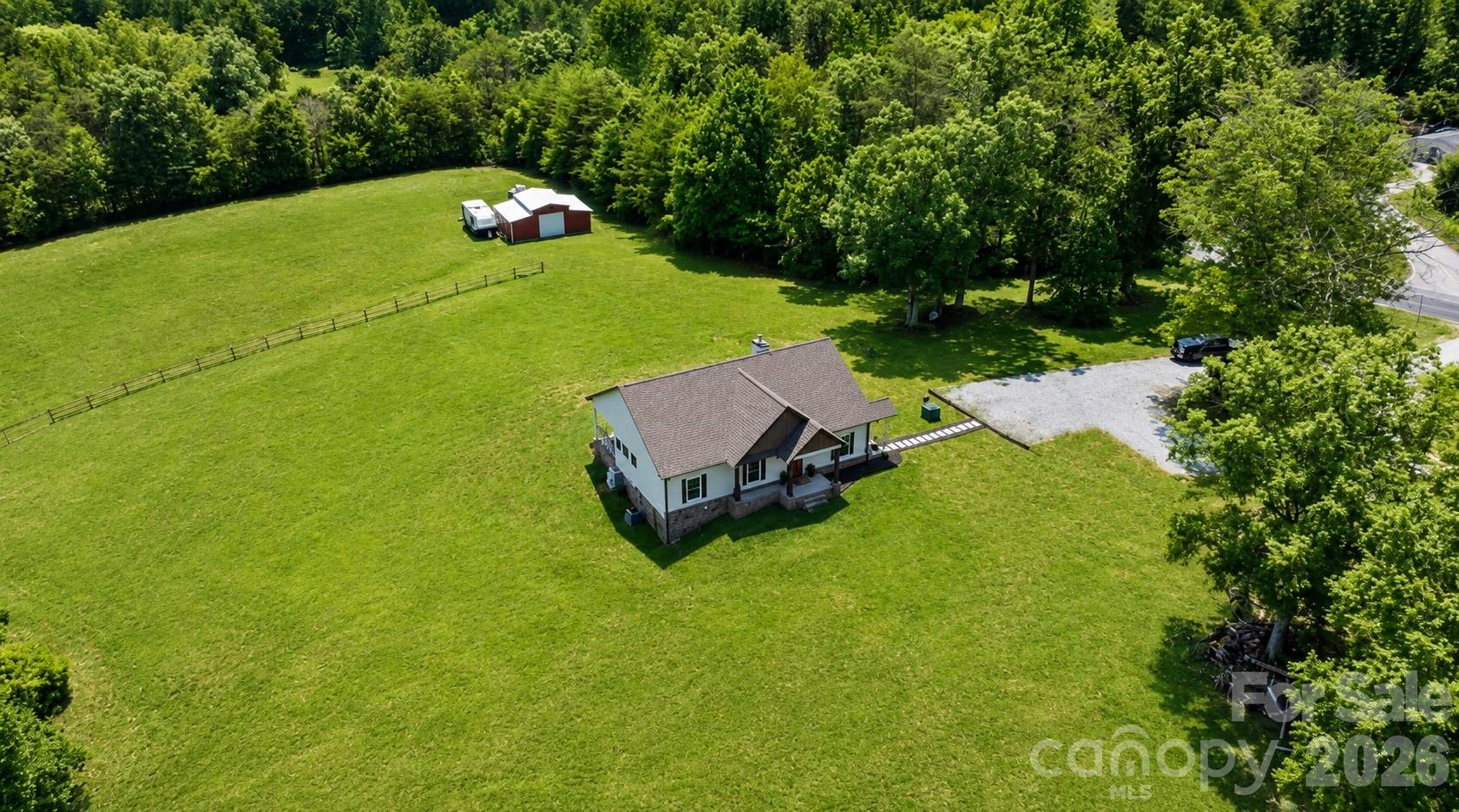 14 Daisy Lane Property Photo 11