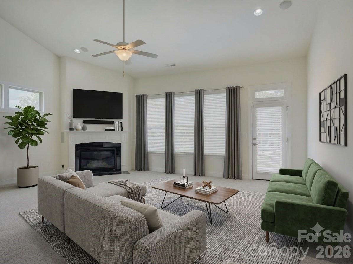 6005 Hyde Park Drive Property Photo 9