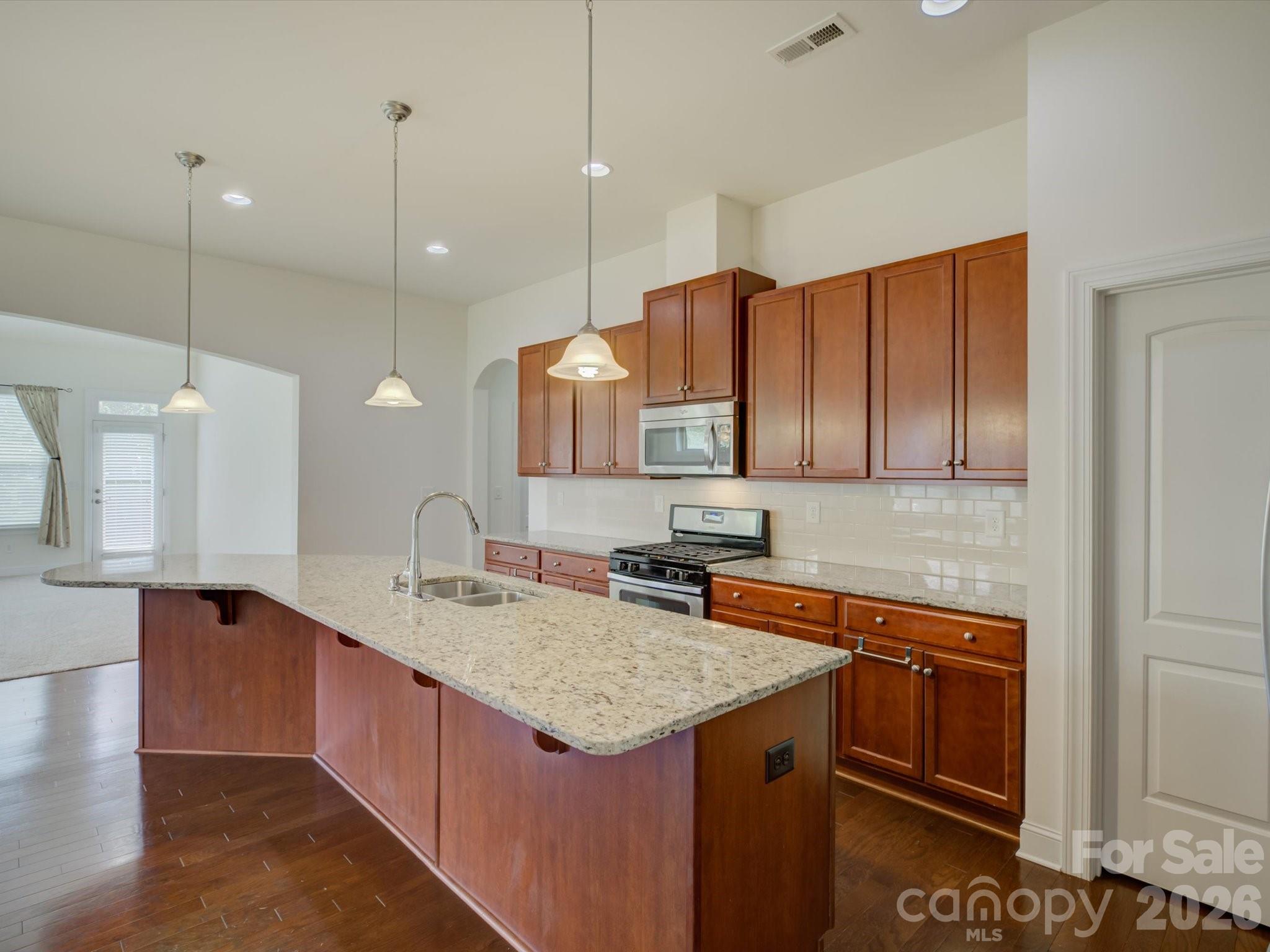 6005 Hyde Park Drive Property Photo 11