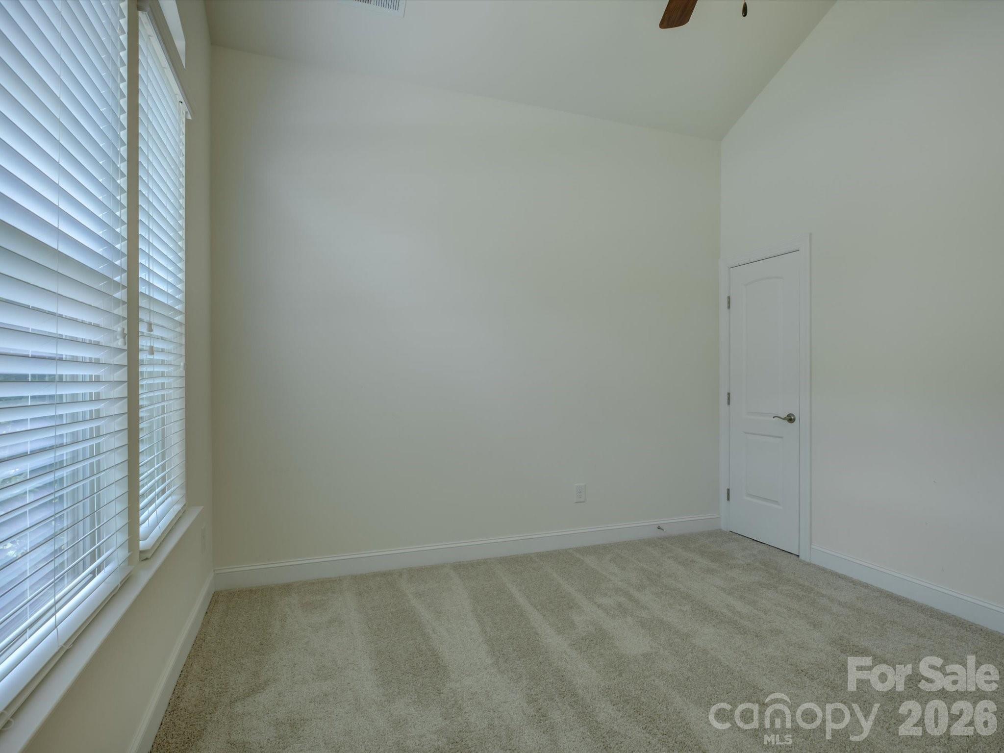 6005 Hyde Park Drive Property Photo 27