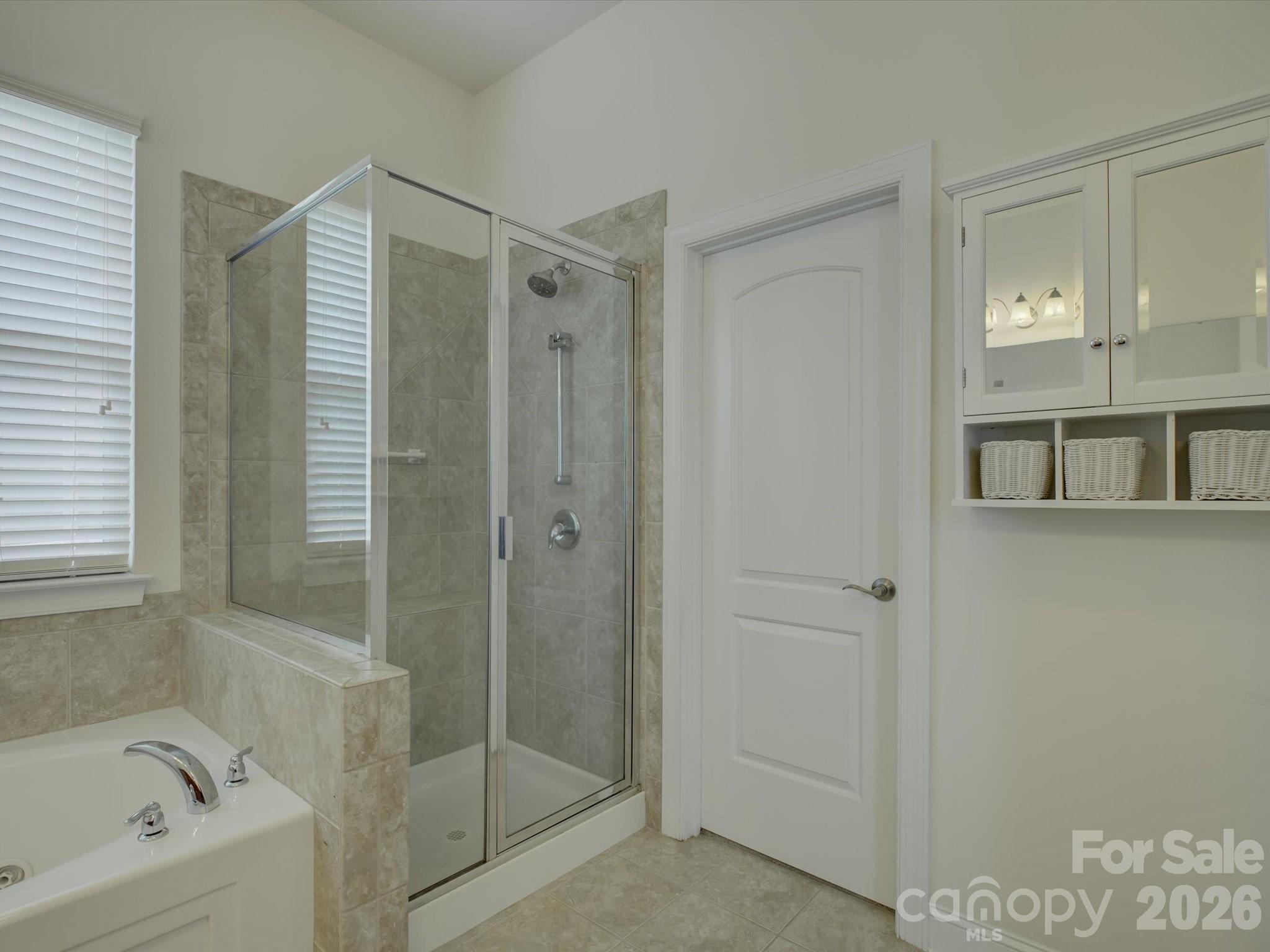 6005 Hyde Park Drive Property Photo 36