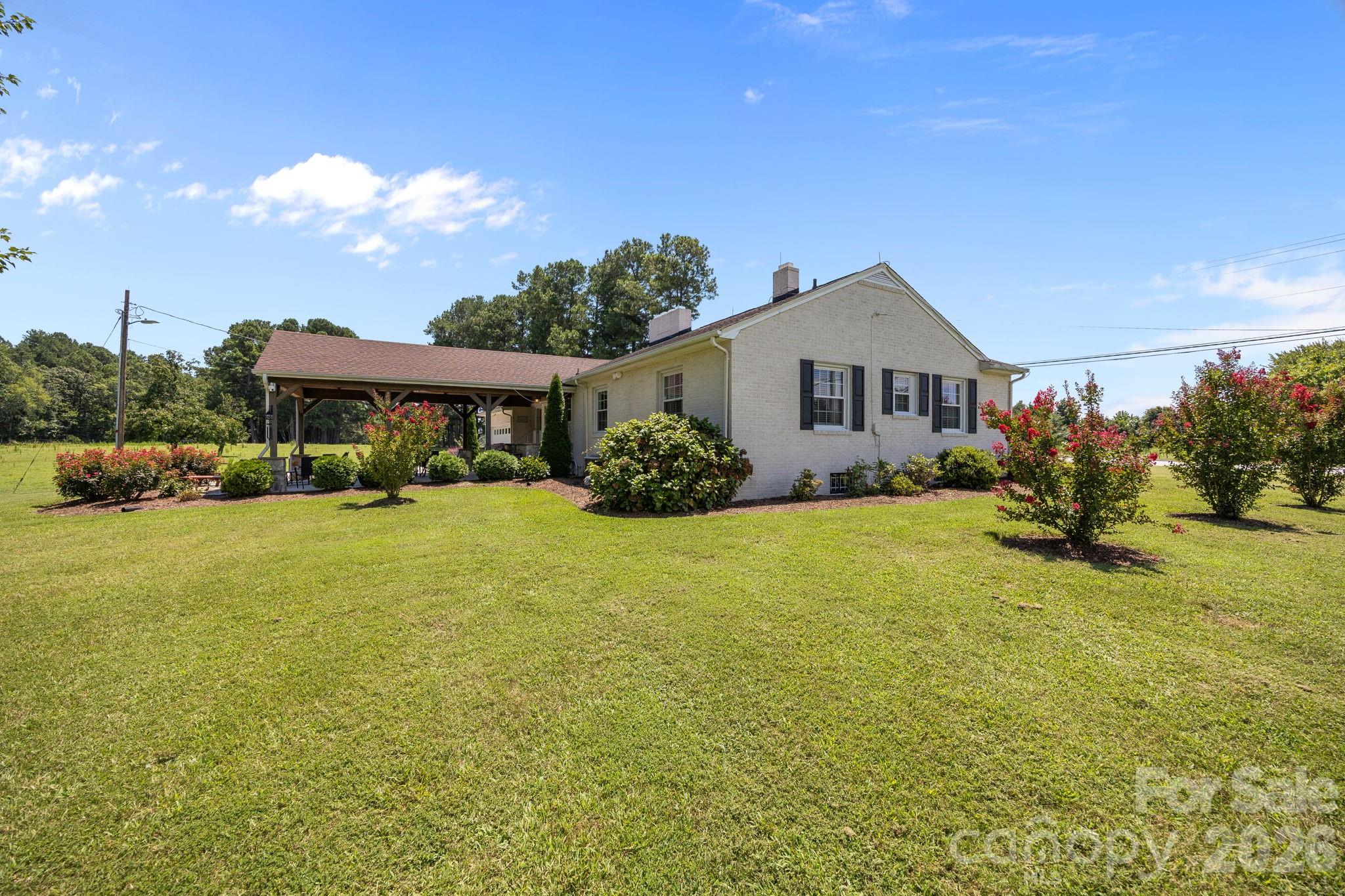 9256 Us Highway 311 Highway Property Photo 2