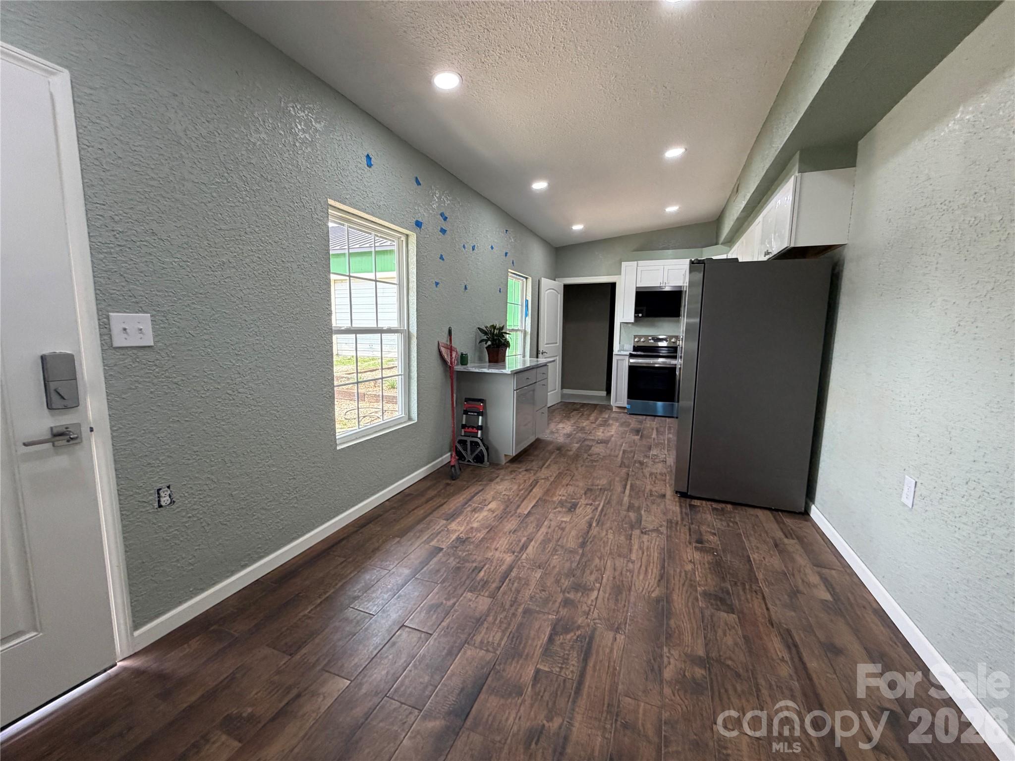 68 Circle Drive Property Photo 7