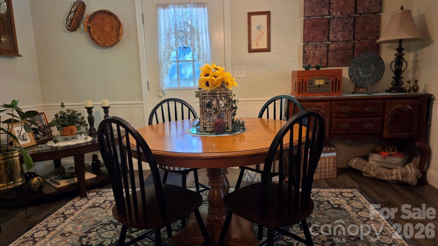 809 Alexander Street Property Photo 9