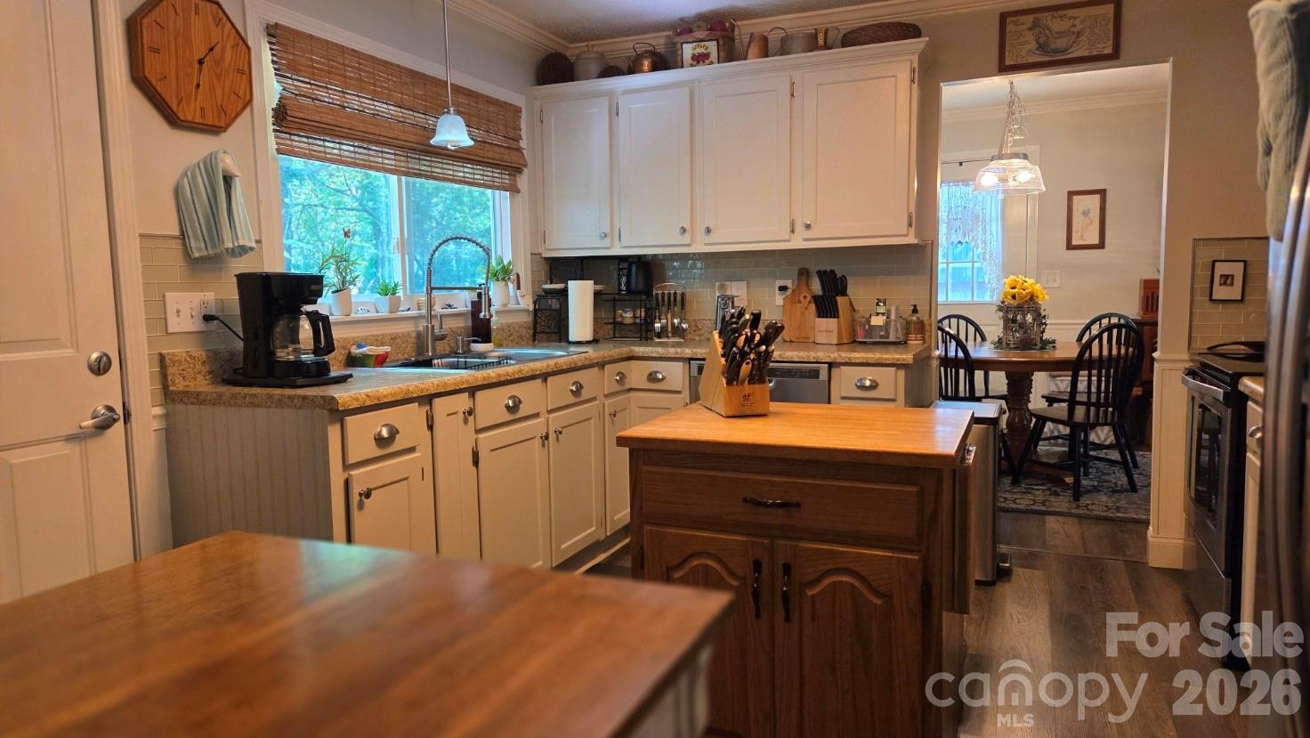 809 Alexander Street Property Photo 13