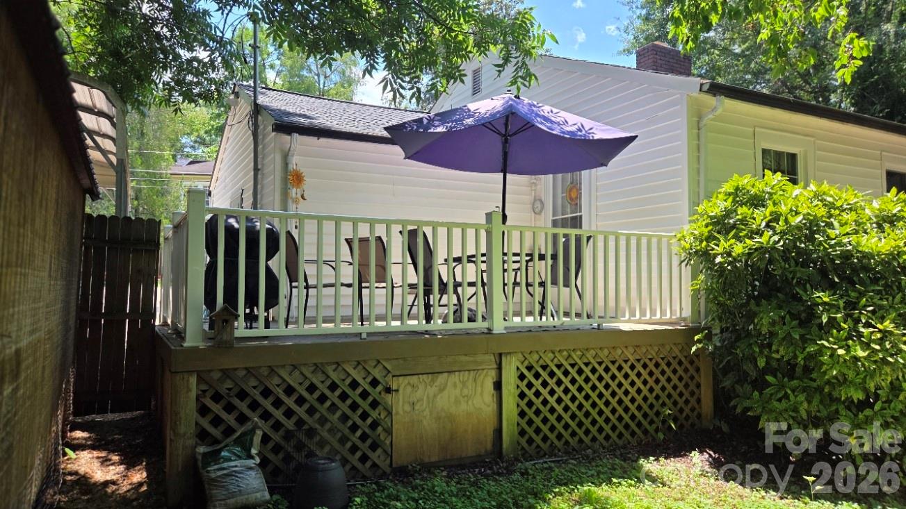 809 Alexander Street Property Photo 40