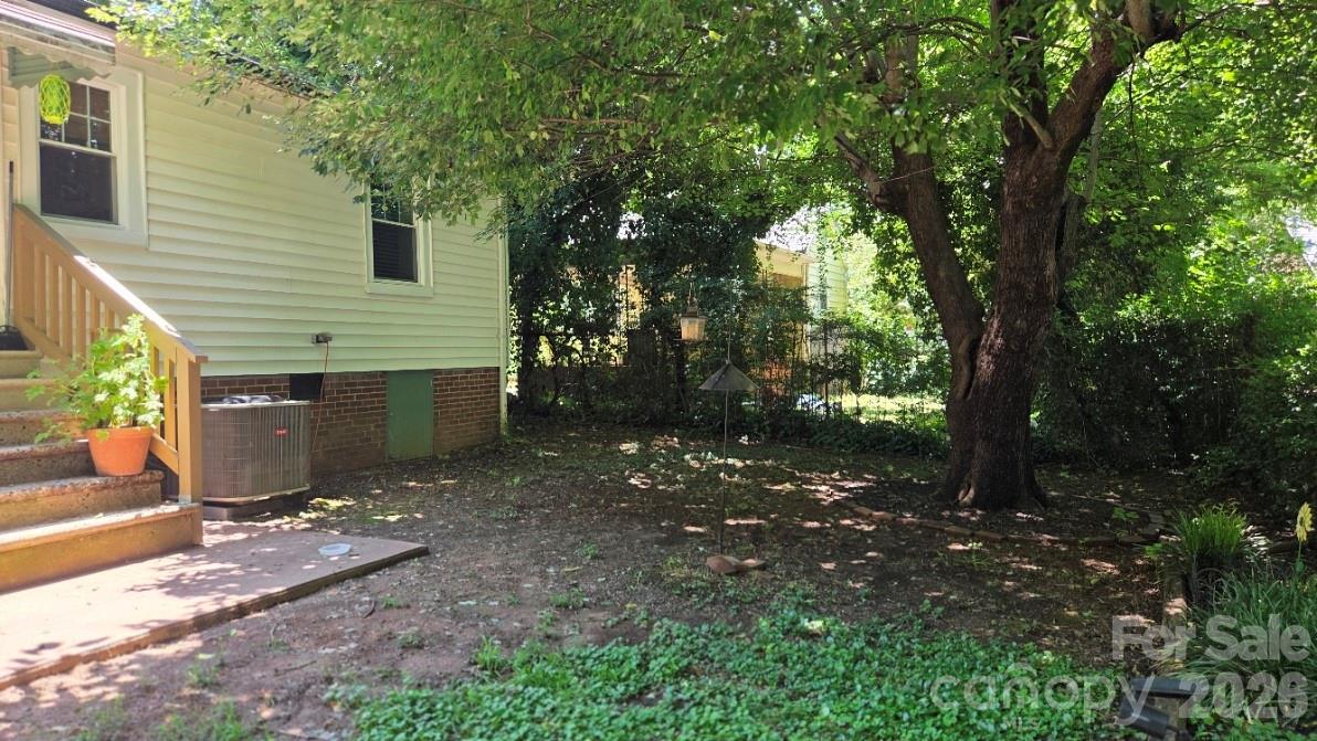 809 Alexander Street Property Photo 43